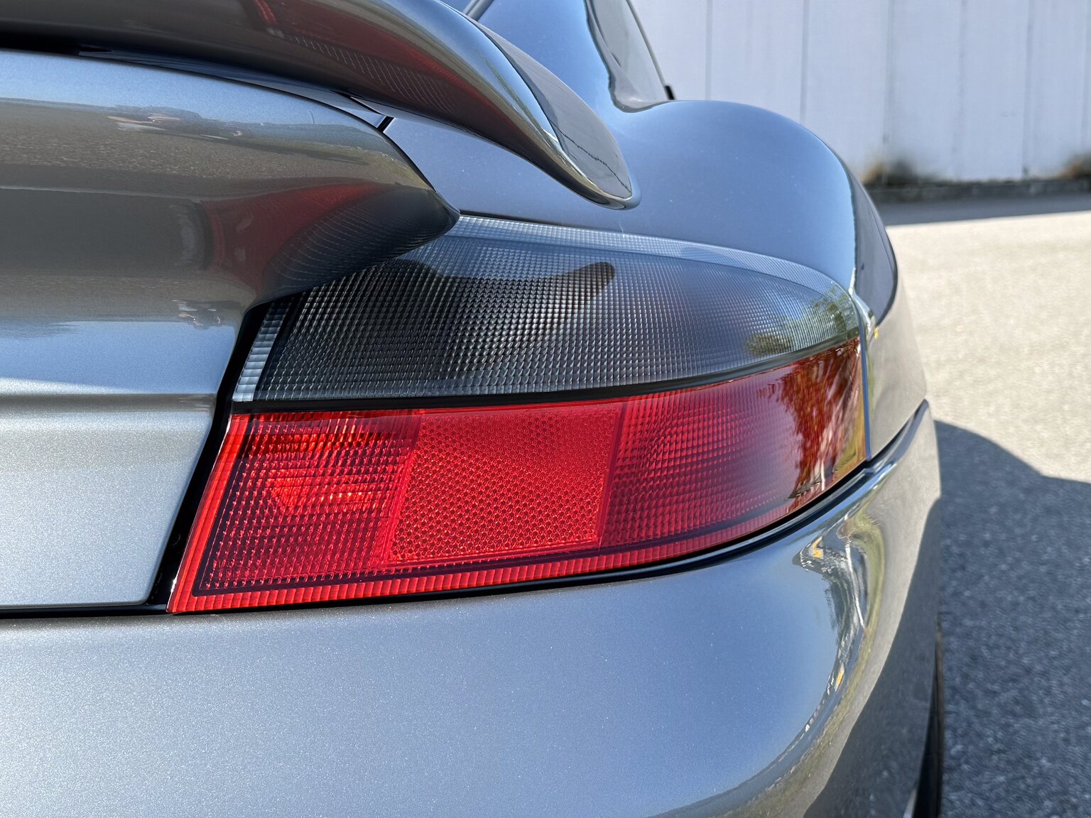 Exteriörbild på 2001 Porsche 911 Turbo RUF RT12