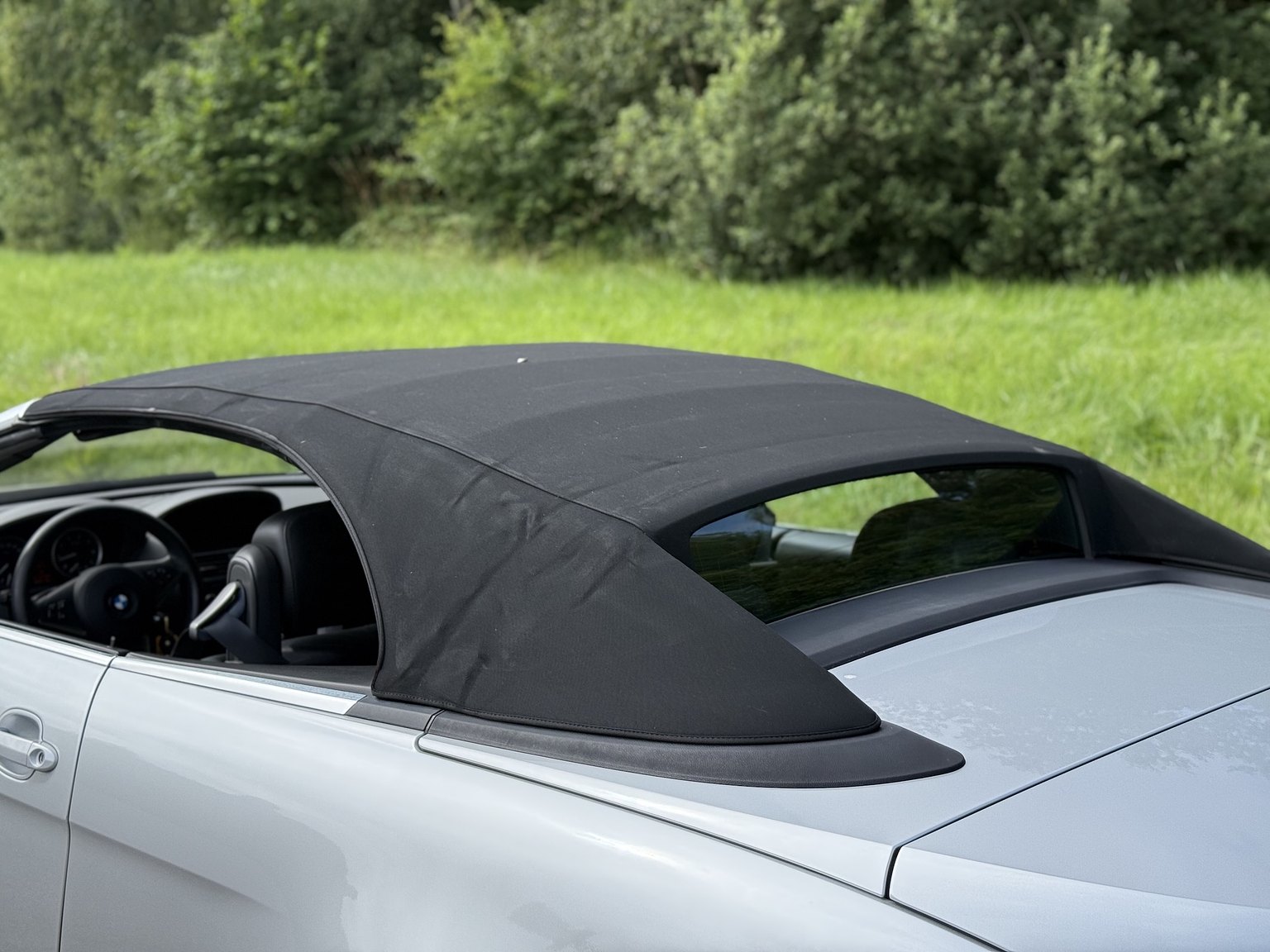 Exteriörbild på 2004 BMW 645Ci Convertible