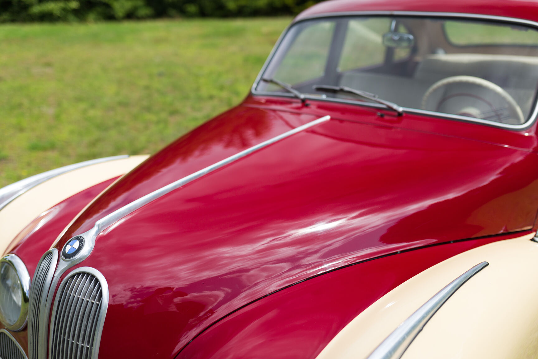 Exteriörbild på 1955 BMW 501 A Deluxe V8