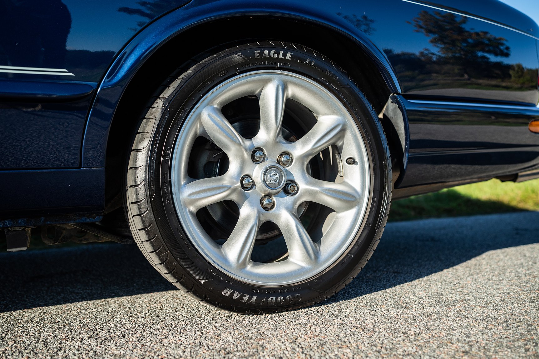 Exterior image of 2001 Jaguar XJR