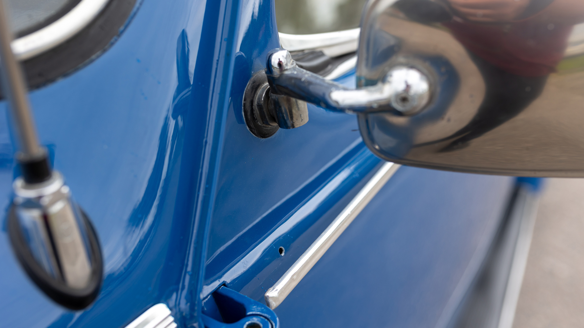 Exterior image of 1973 Volkswagen Beetle 1303S 1600 (42)