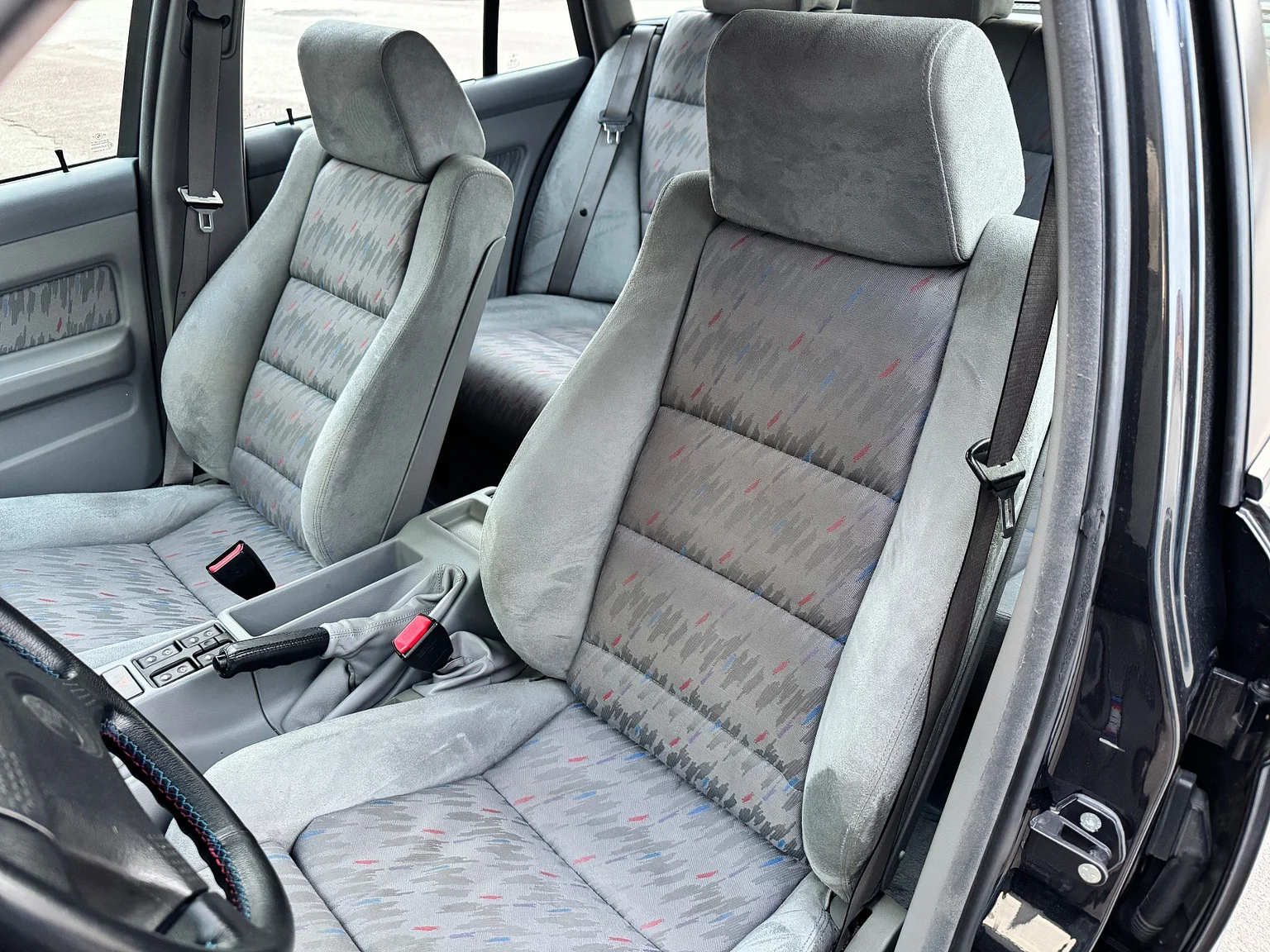 Interiörbild 1993 BMW E34 M5 Touring  (8)