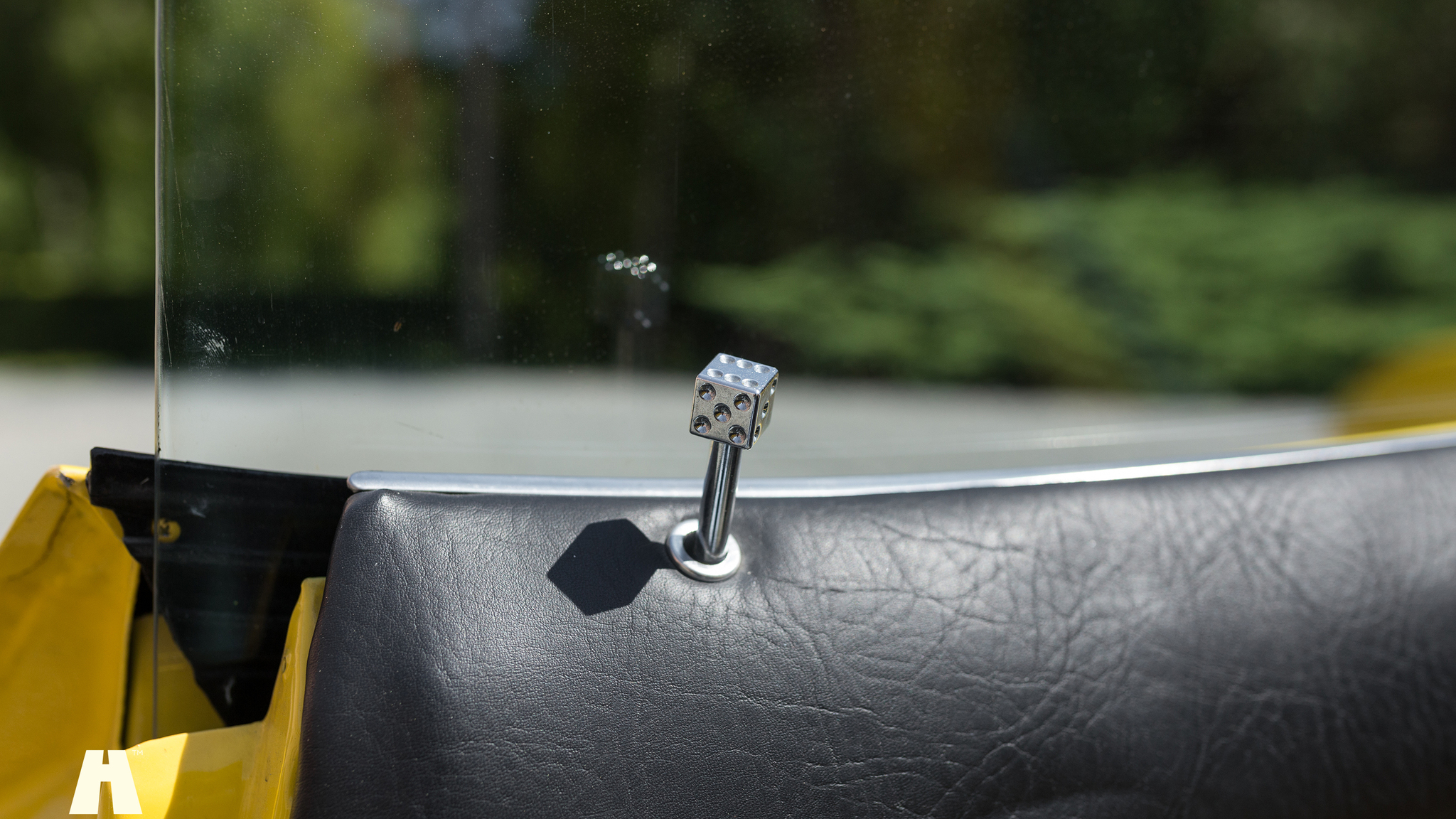 Interior image of 1971 Ford Mustang 429 Cabriolet (19)