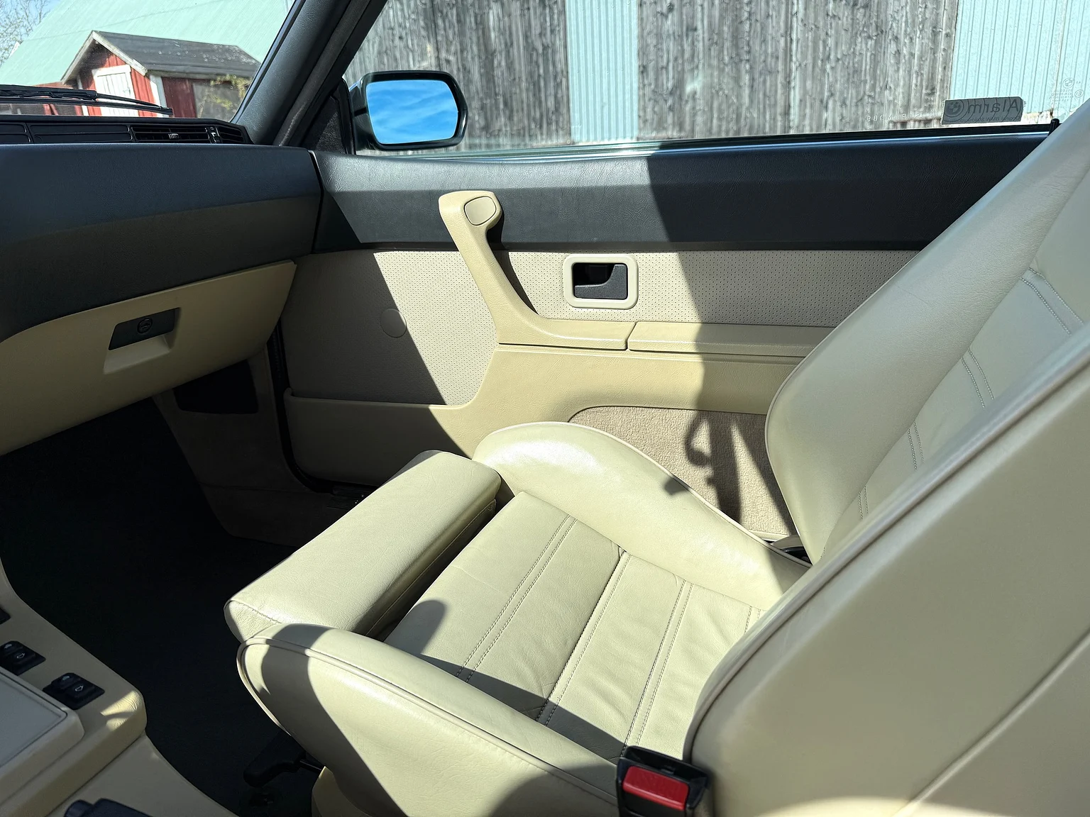 Innenraumfoto von 1985 BMW 635 CSiA (E24) (42)
