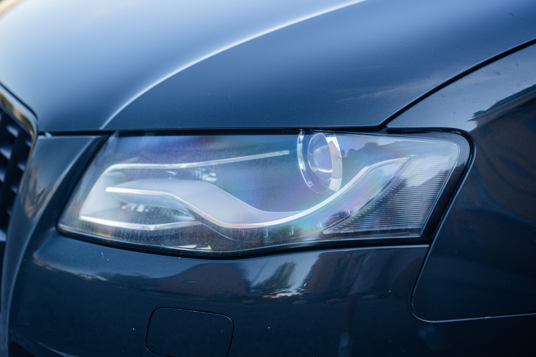 Exterior image of 2011 Audi S4 (8)