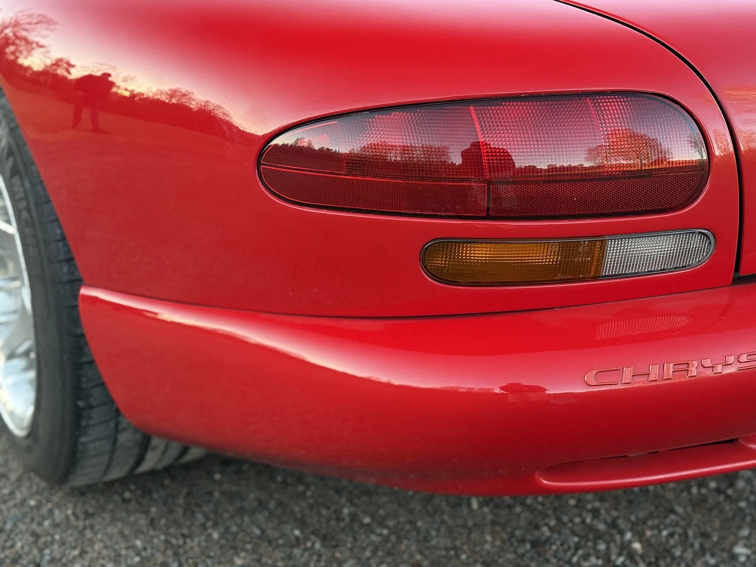 Exterior image of 1994 Chrysler Viper (38)