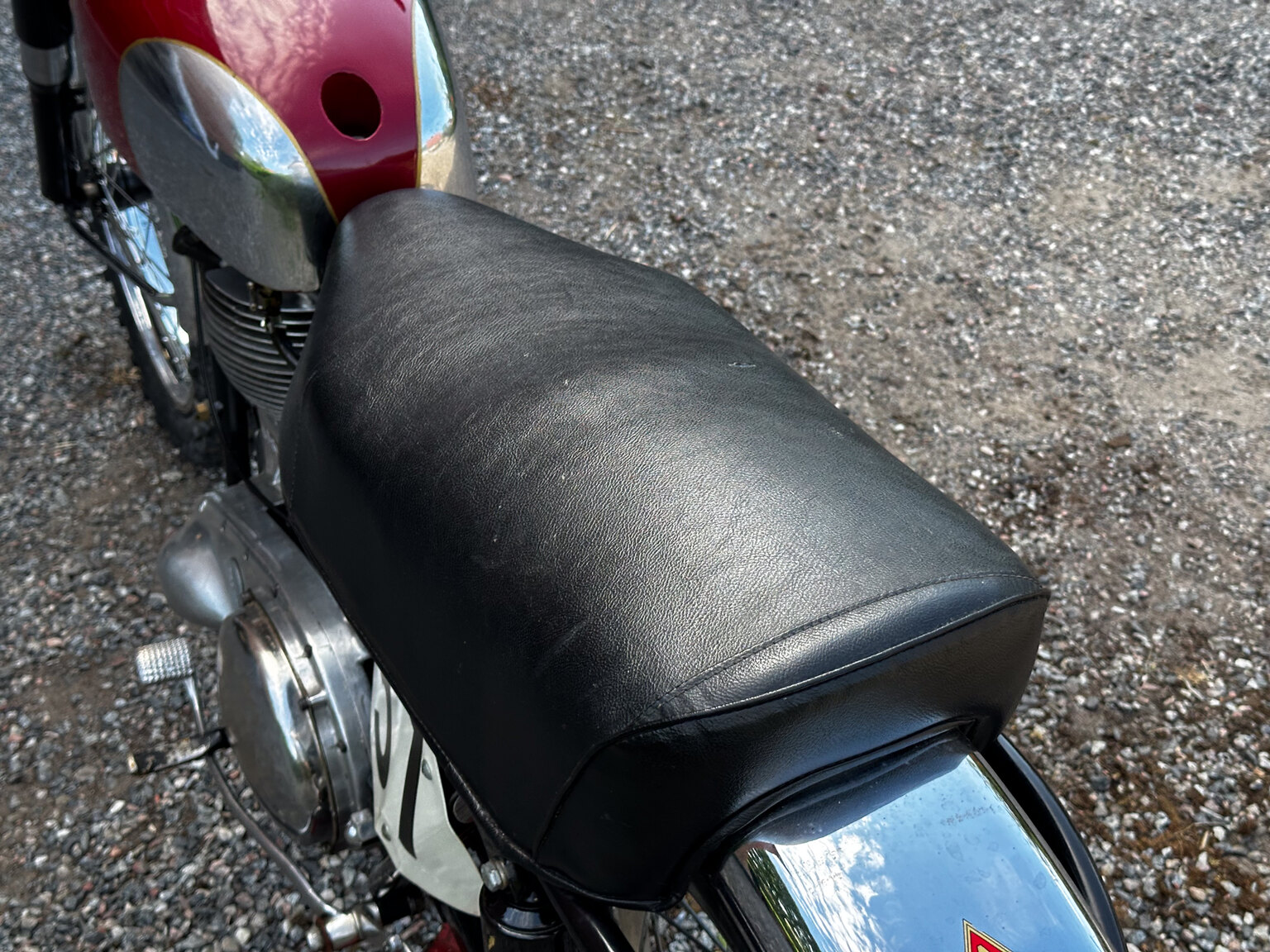Exteriörbild på 1954 Ariel HS 500