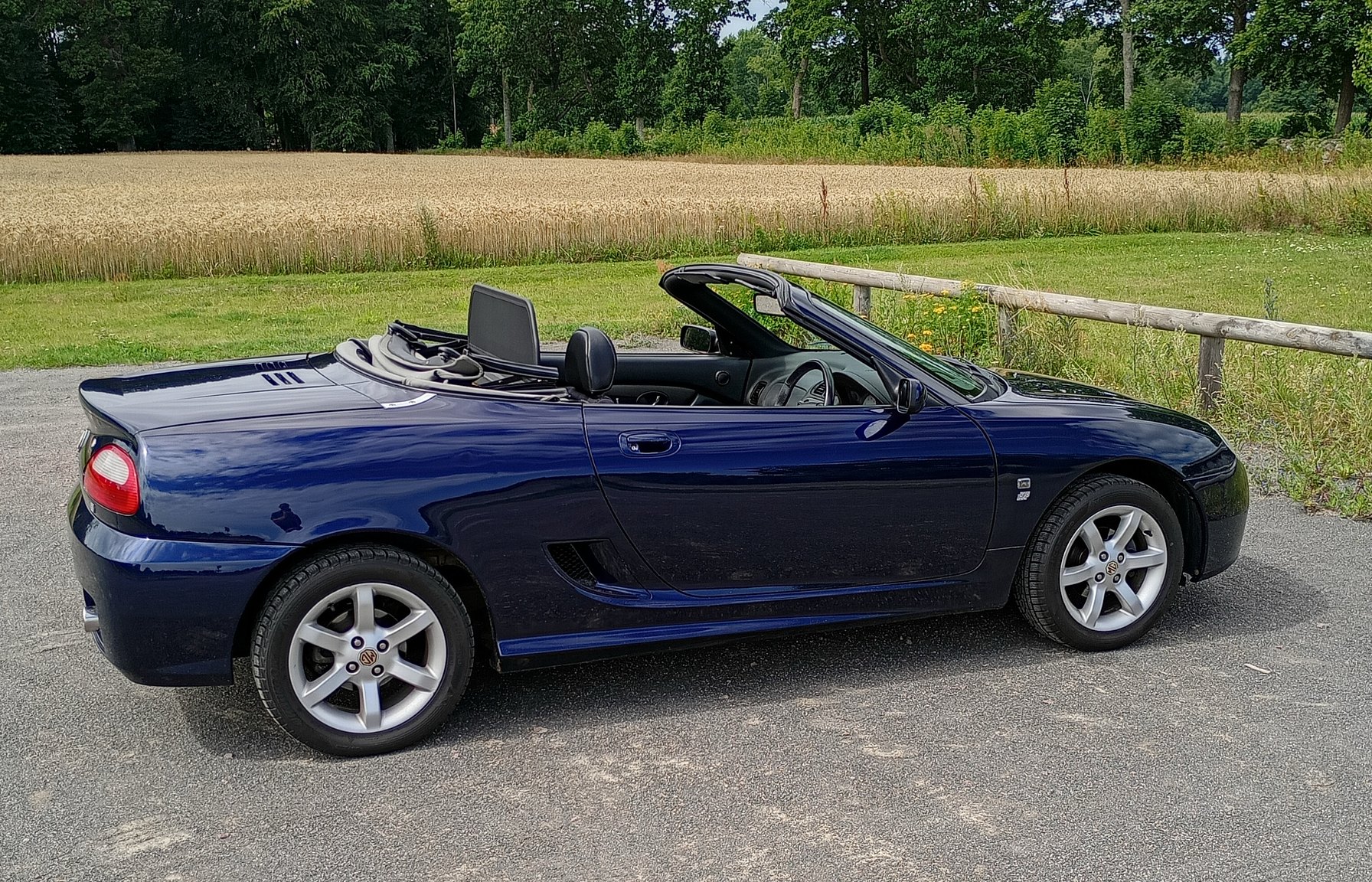 Exterior image of 2003 MG TF 135 1.8