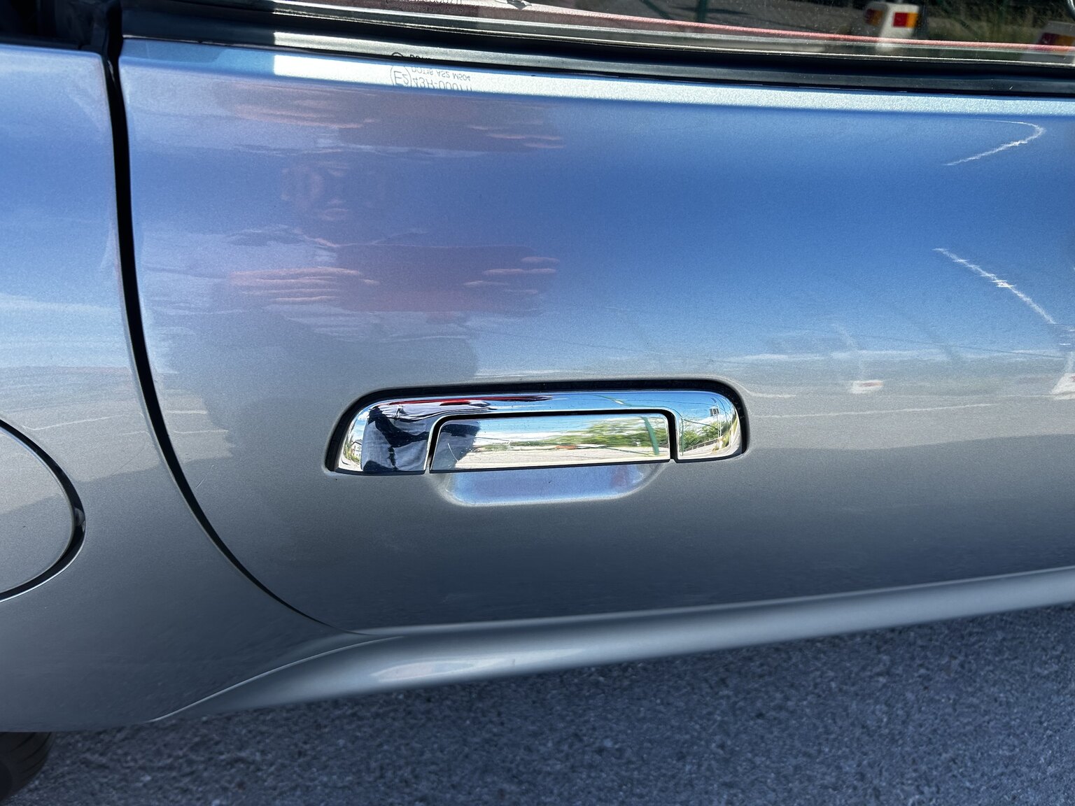 Exterior image of 1999 BMW Z3 2.8i (30)