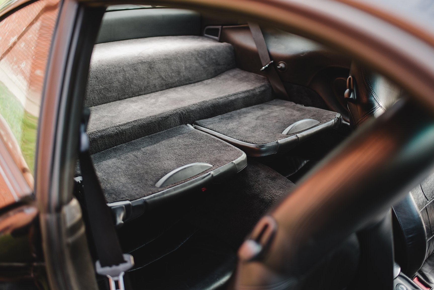Interior image of 1998 Porsche 996 Carrera 