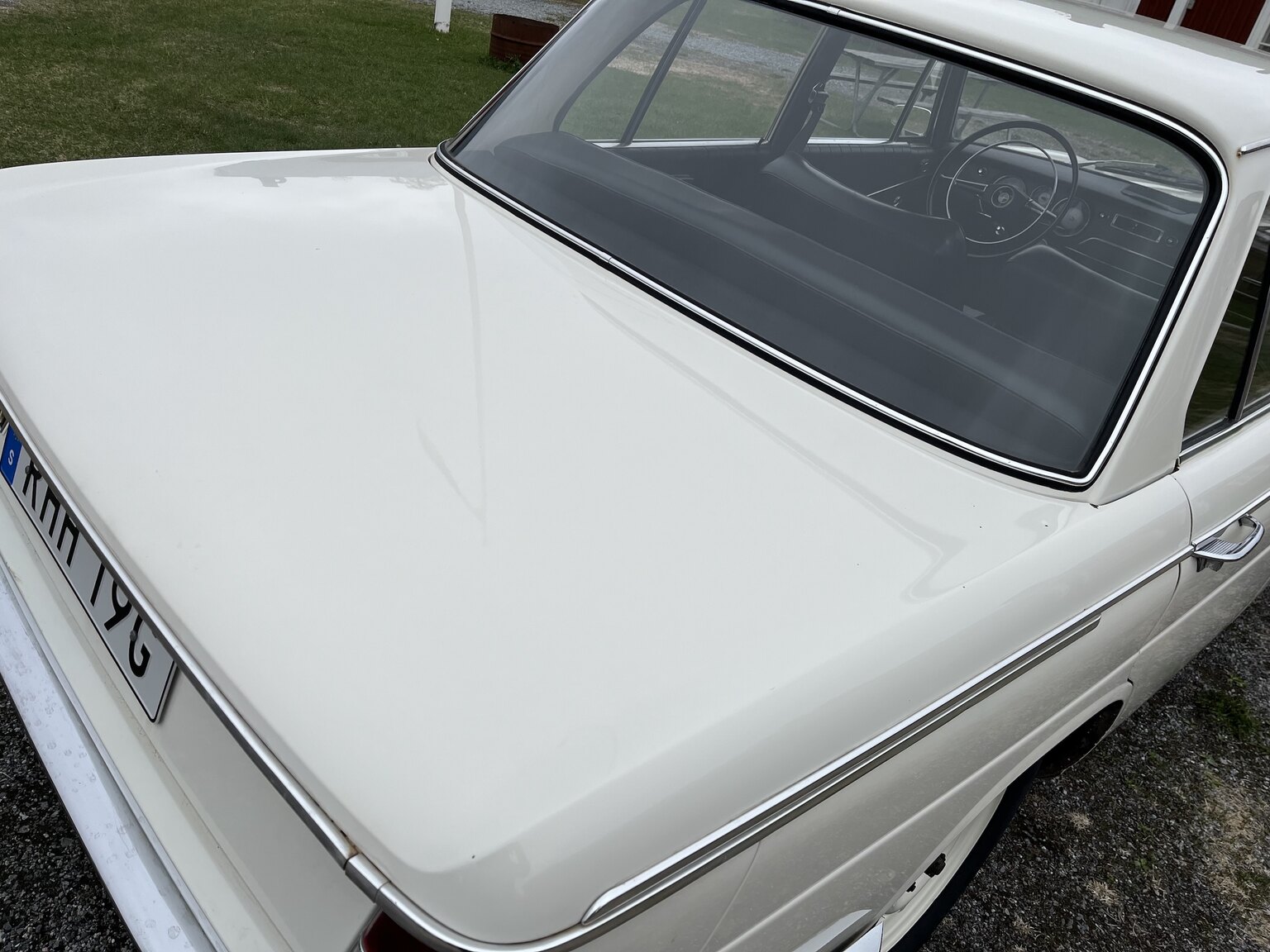 Exterior image of 1965 BMW 1800