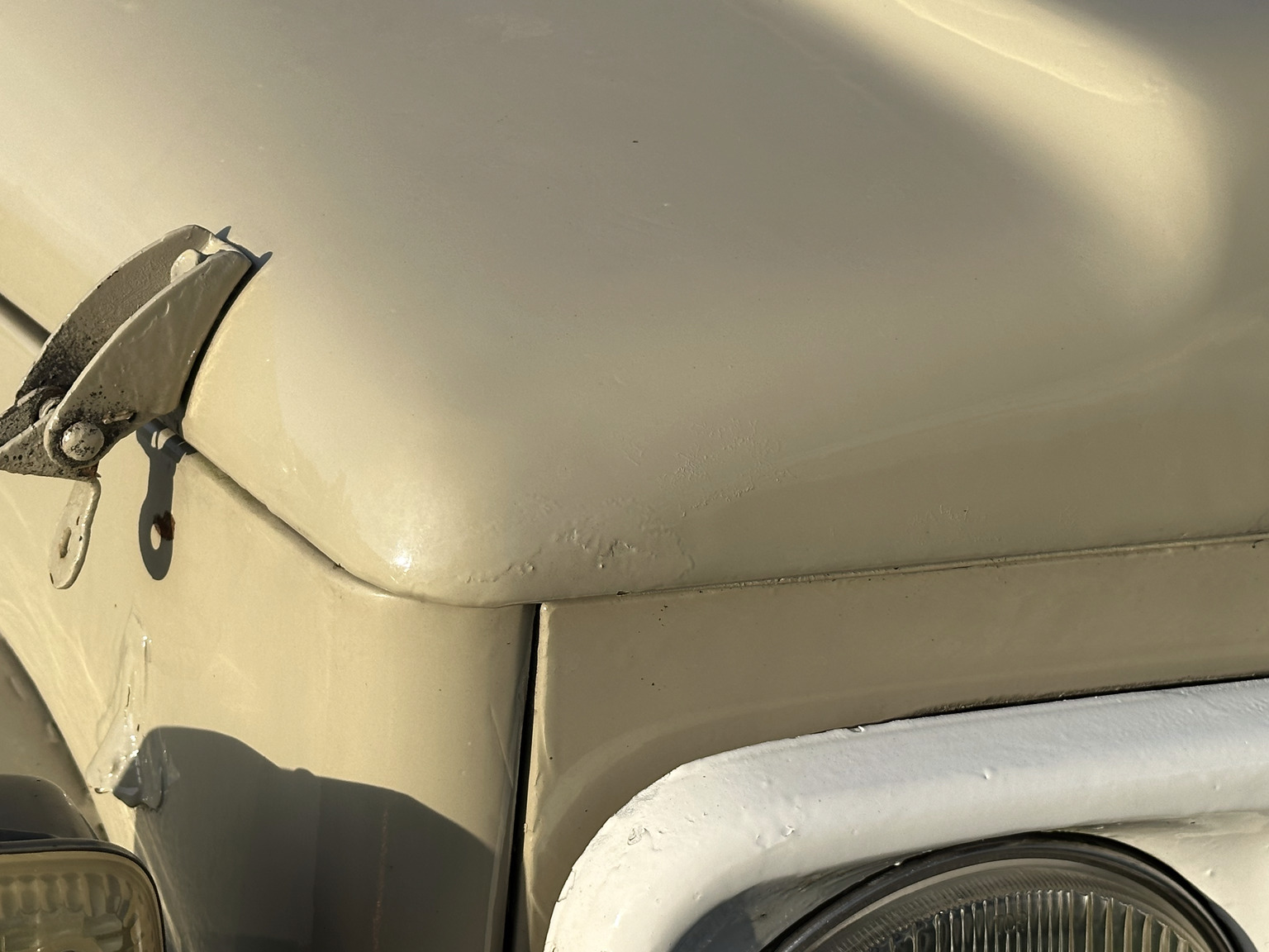 Exterior image of 1985 Toyota Land Cruiser BJ 42