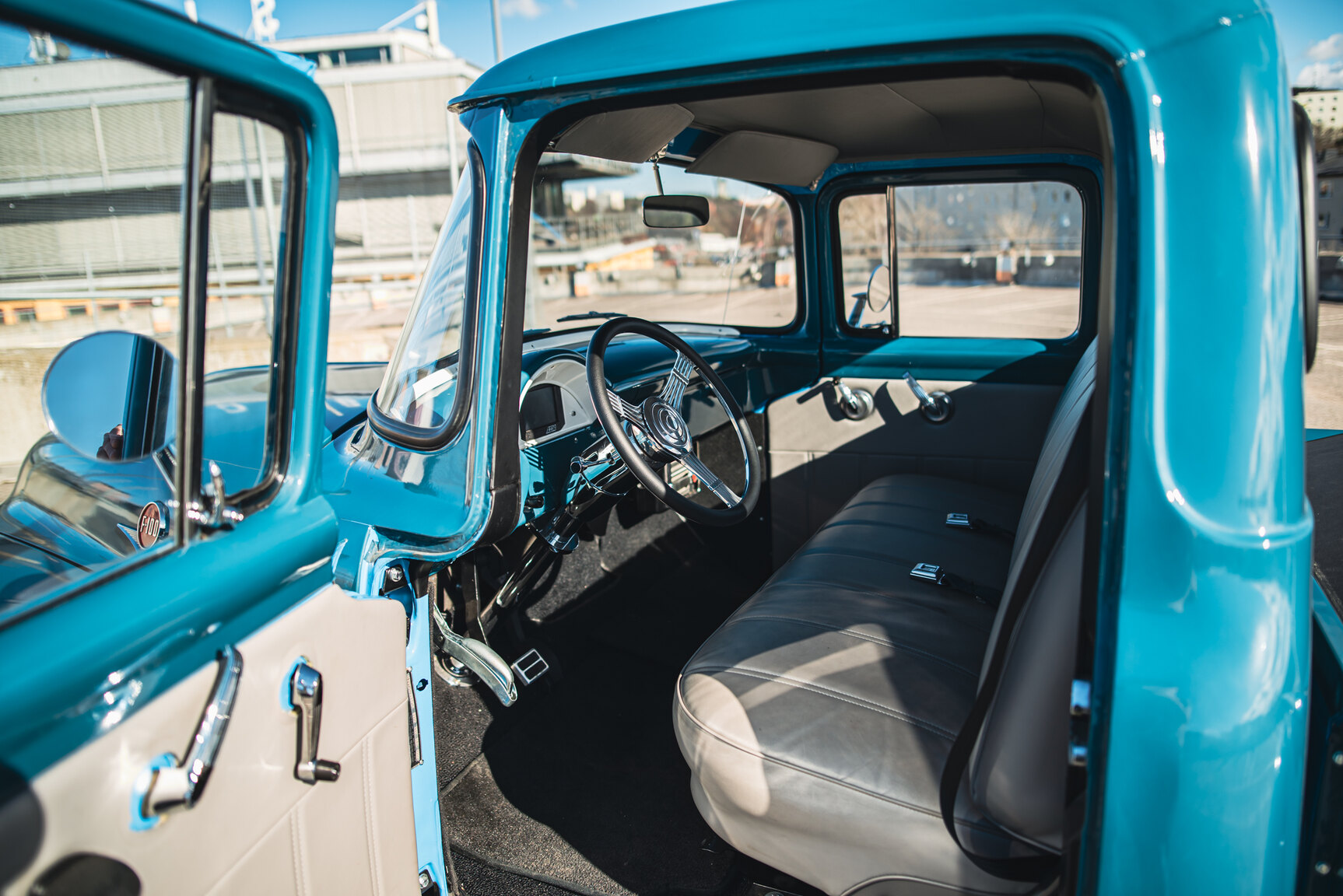 Interiörbild 1956 FORD F100 Electric
