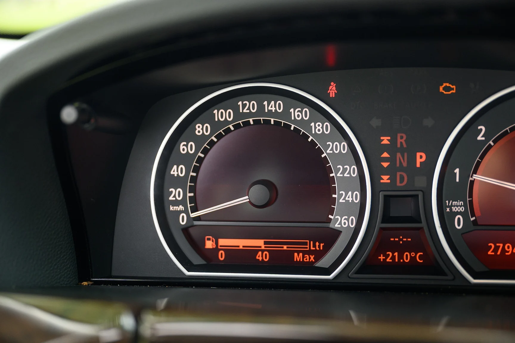 Innenraumfoto von 2001 BMW 745i (17)
