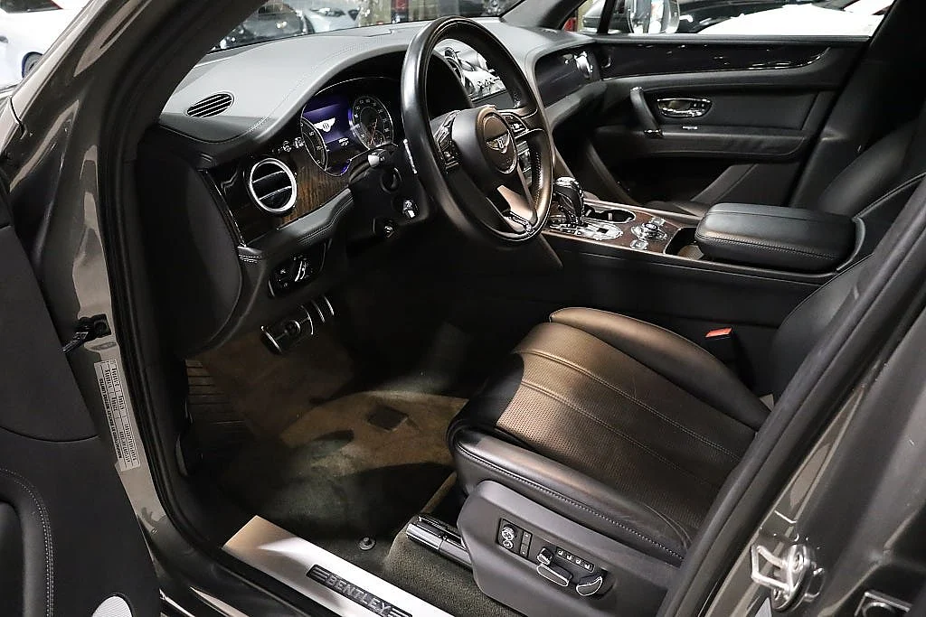 Bild von 2018 Bentley Bentayga (8)