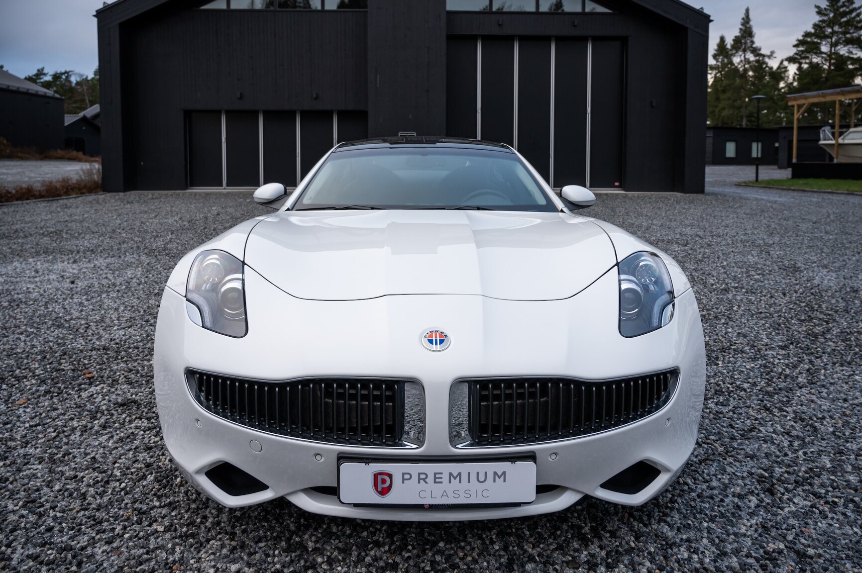 Exteriörbild på 2012 Fisker Karma ES