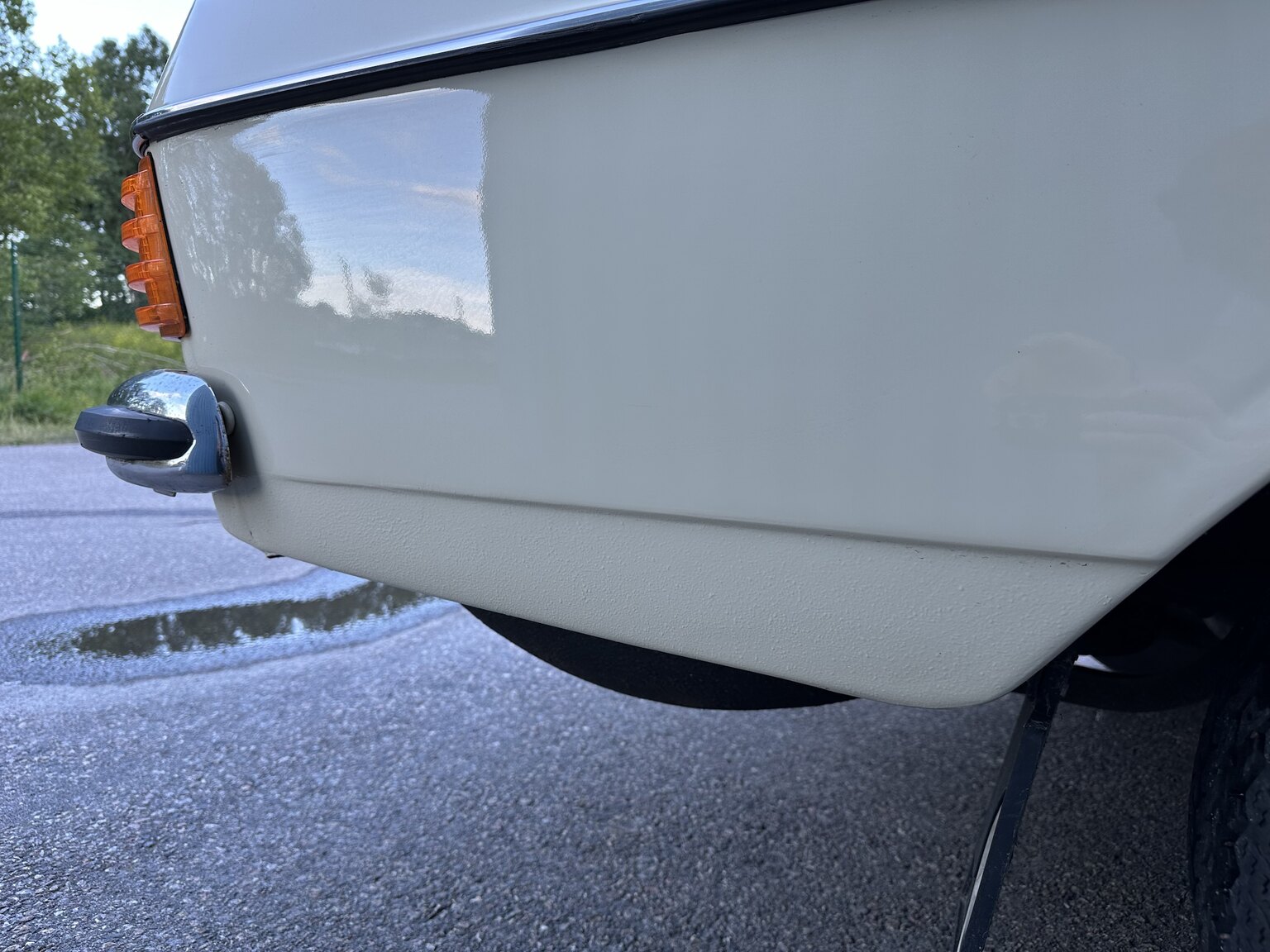 Aussenfoto 1974 Mercedes Benz 230.6