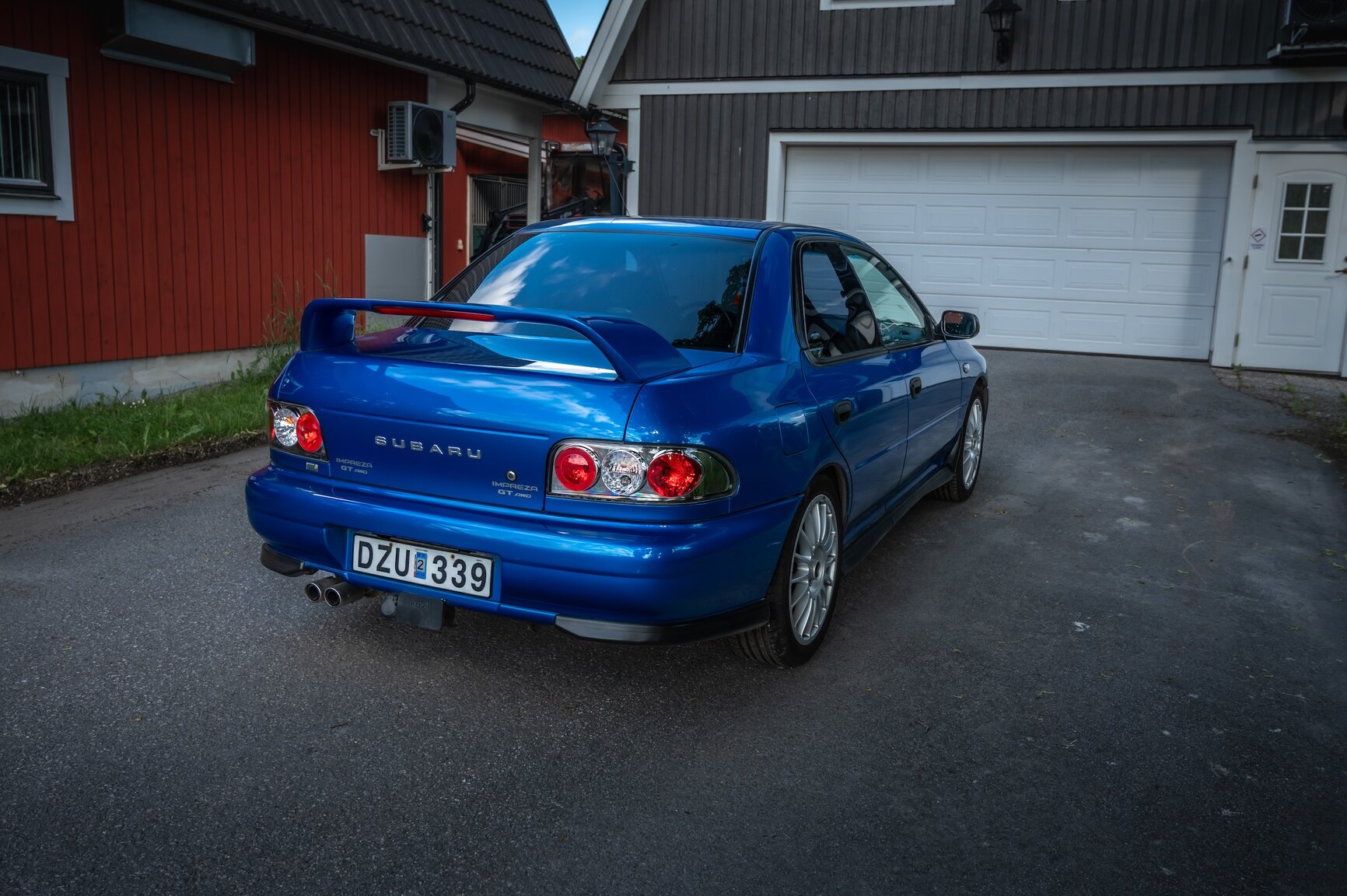 Exteriörbild på 1999 Subaru Impreza GT