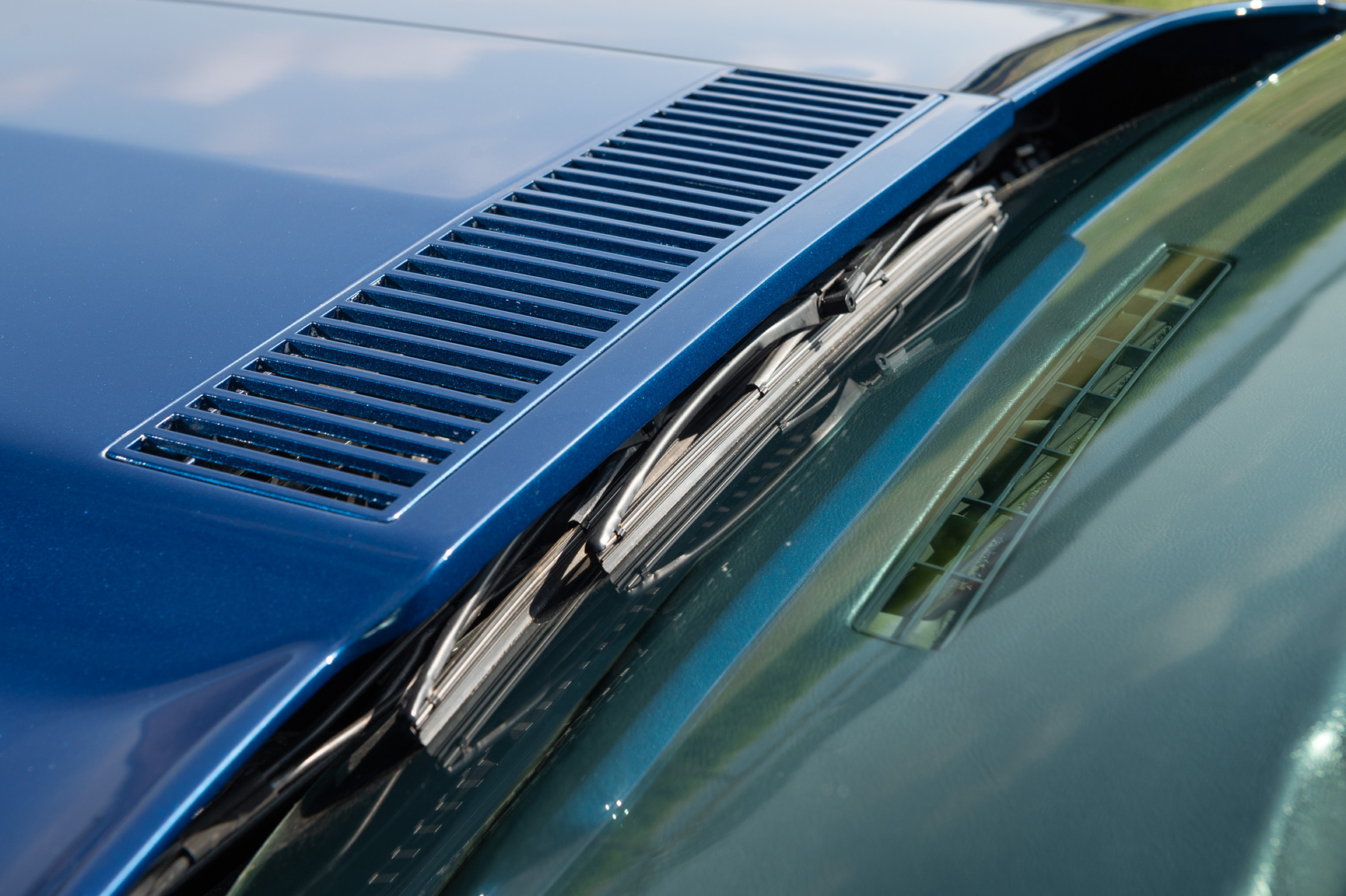 Aussenfoto 1973 Corvette C3 Stingray (40)