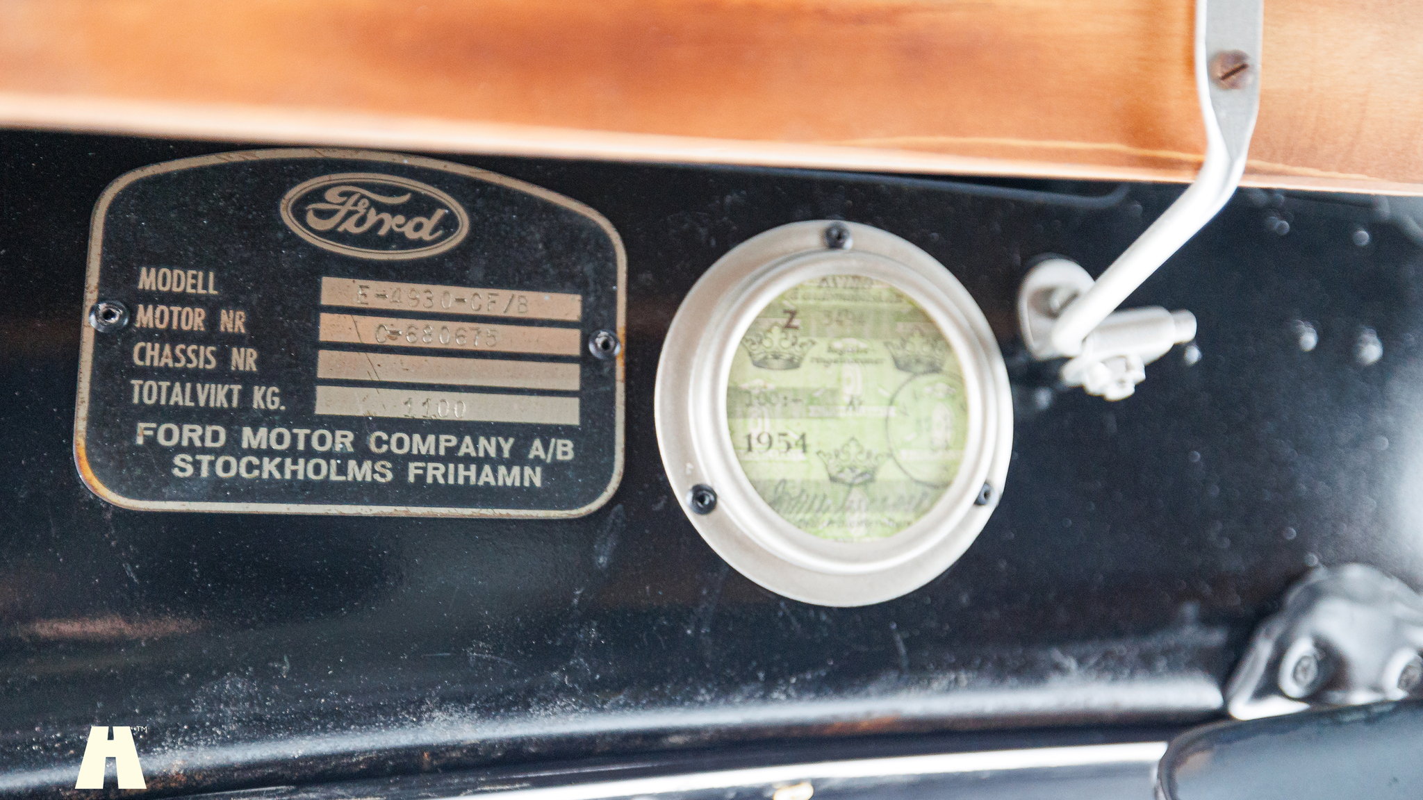 Interior image of 1952 Ford E4930 Van (26)