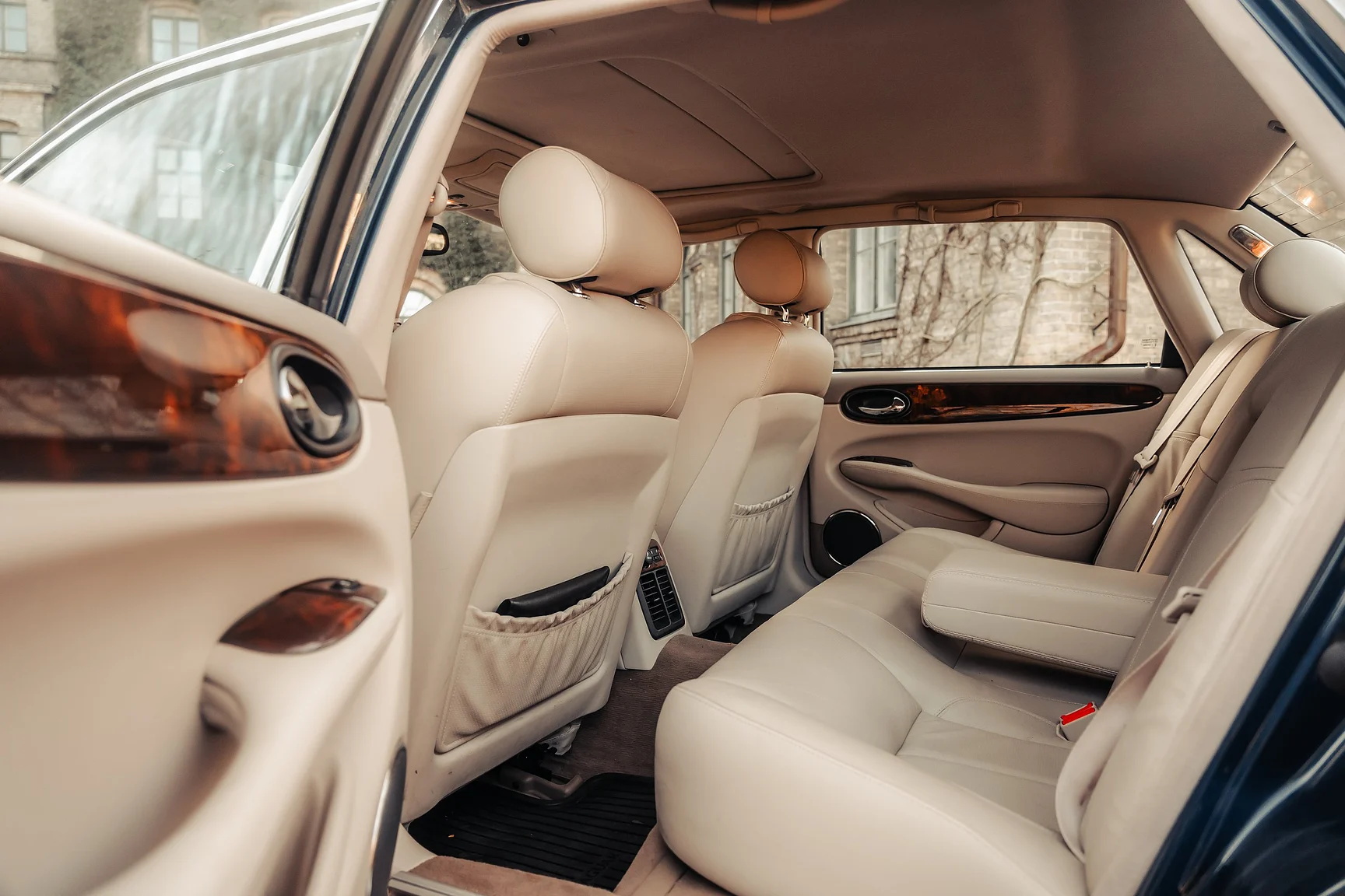 Innenraumfoto von 2001 Jaguar  Xj 4,0 Sovereign (20)