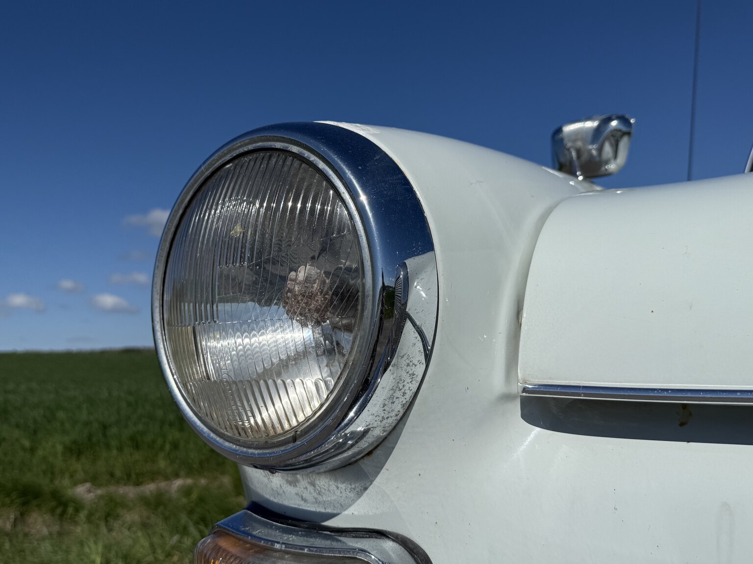 Exterior image of 1967 Mercedes-Benz 230 Safari