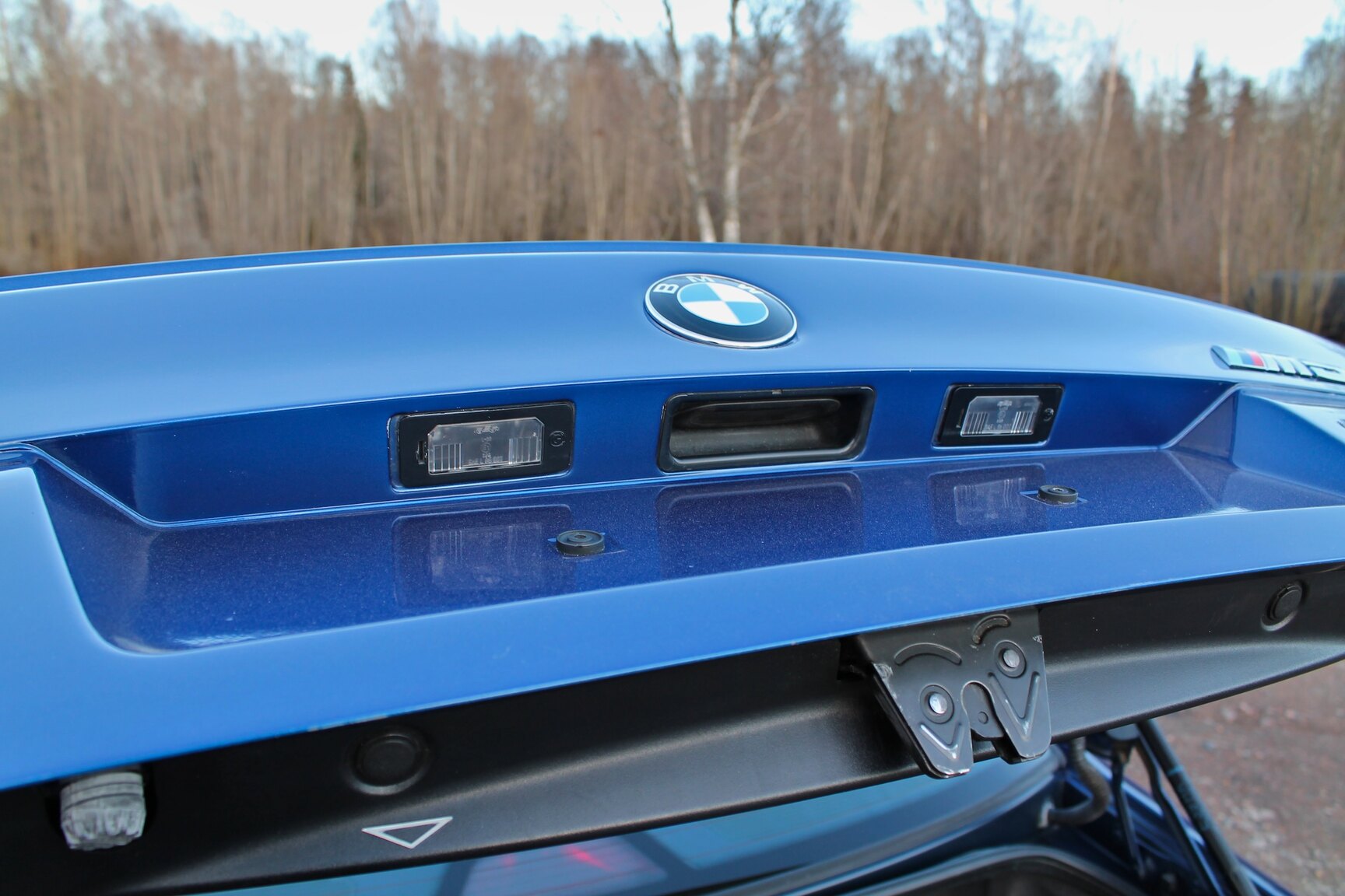 Exteriörbild på 2003 BMW M5