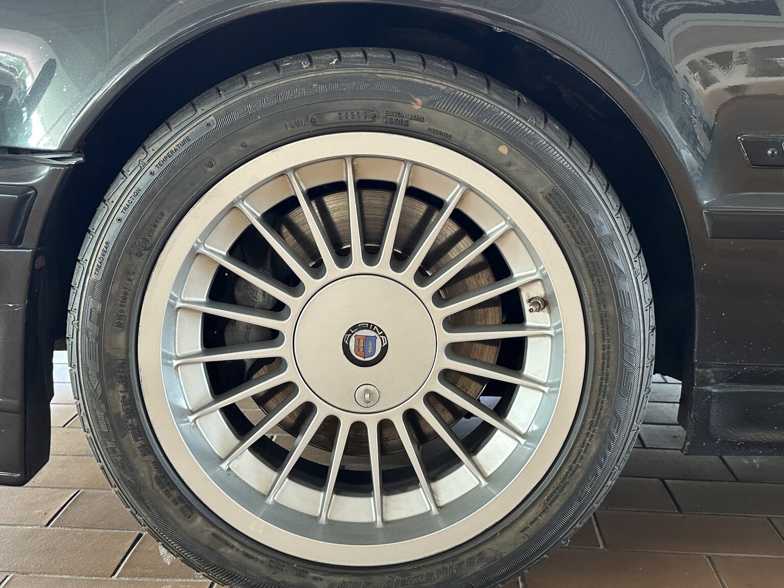 Exteriörbild på 1991 ALPINA BMW ALPINA B10 BI-TURBO
