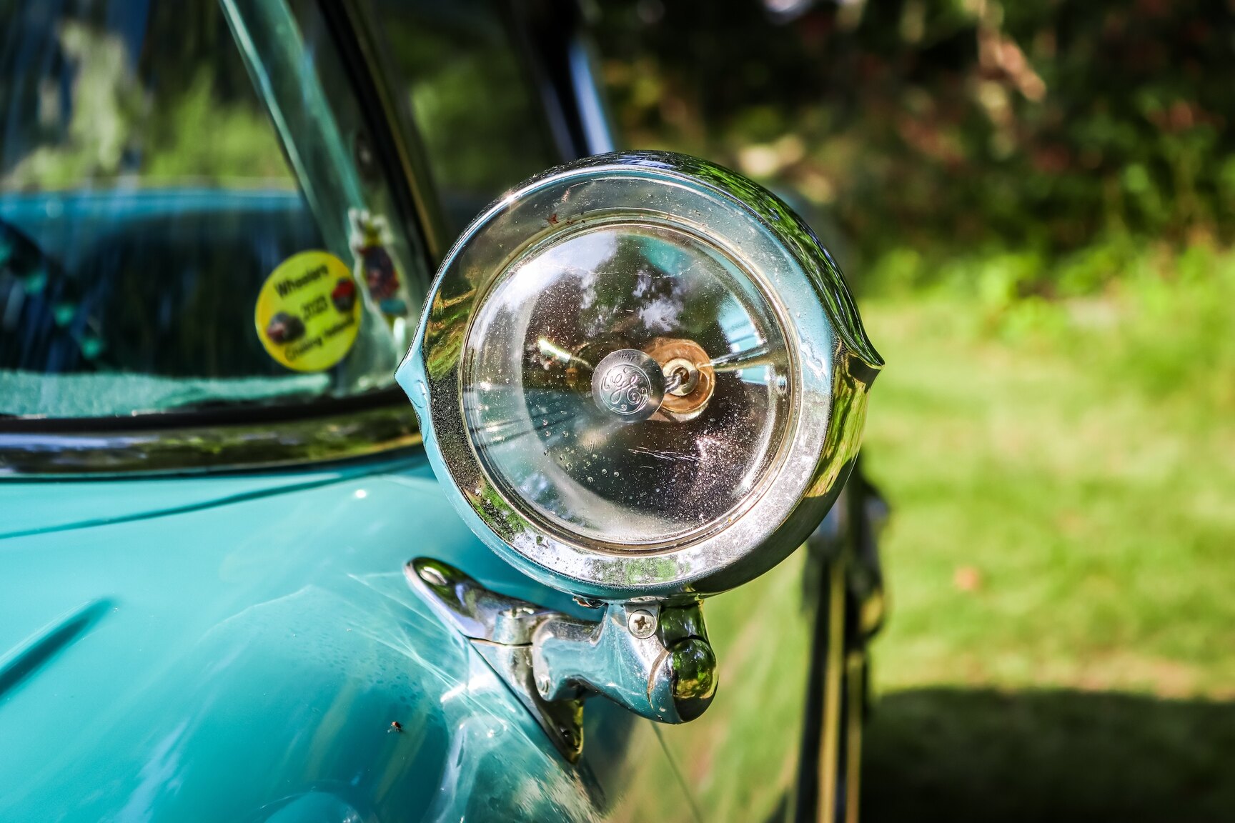Exterior image of 1958 Pontiac Bonneville