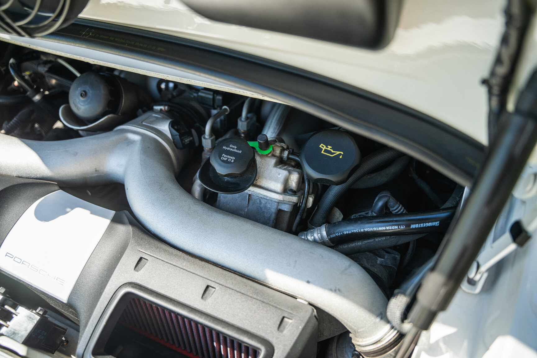 Image of 2008 Porsche 911 Turbo Cabriolet (9) mechanics