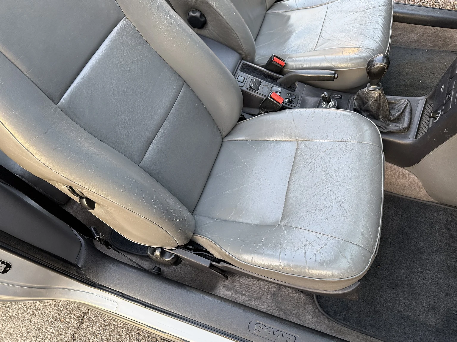 Innenraumfoto von 1996 SAAB 900 Turbo Convertible (21)
