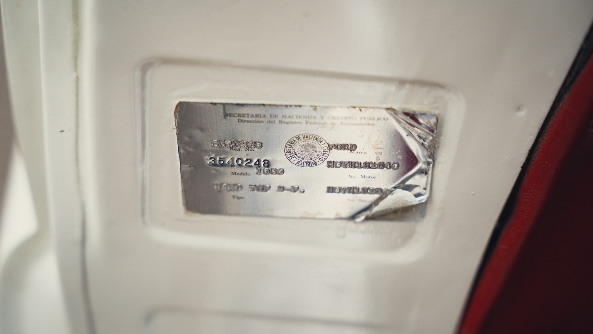 Interior image of 1959 Ford Thunderbird hardtop (26)