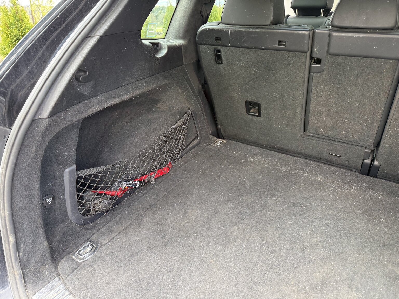 Interior image of 2013 Porsche Cayenne GTS