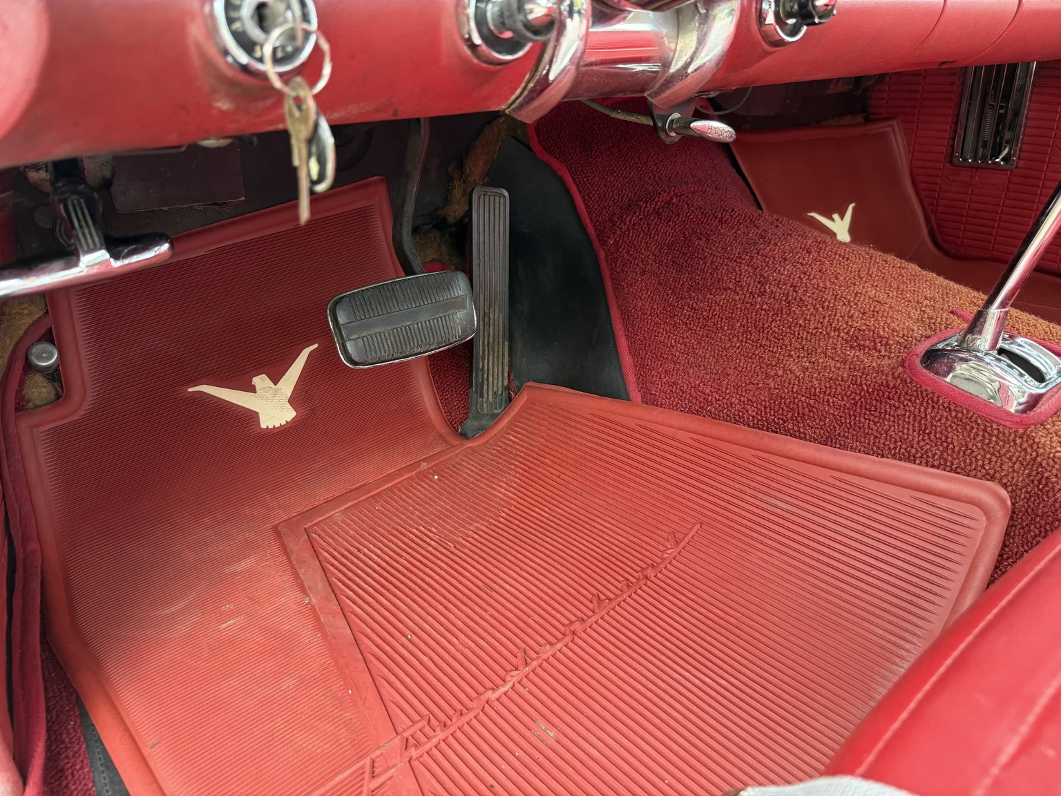 Innenraumfoto von 1957 Ford Thunderbird (10)