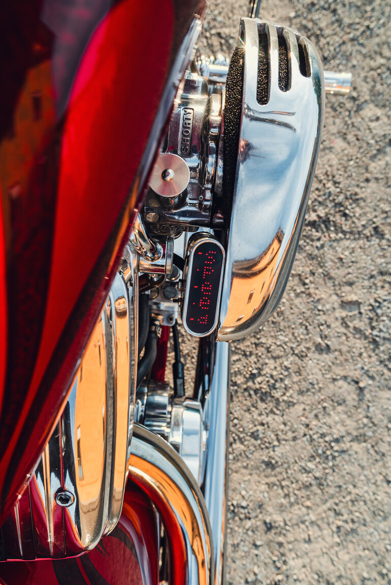Exteriörbild på 2001 Unique Custom Cycles Red Inferno