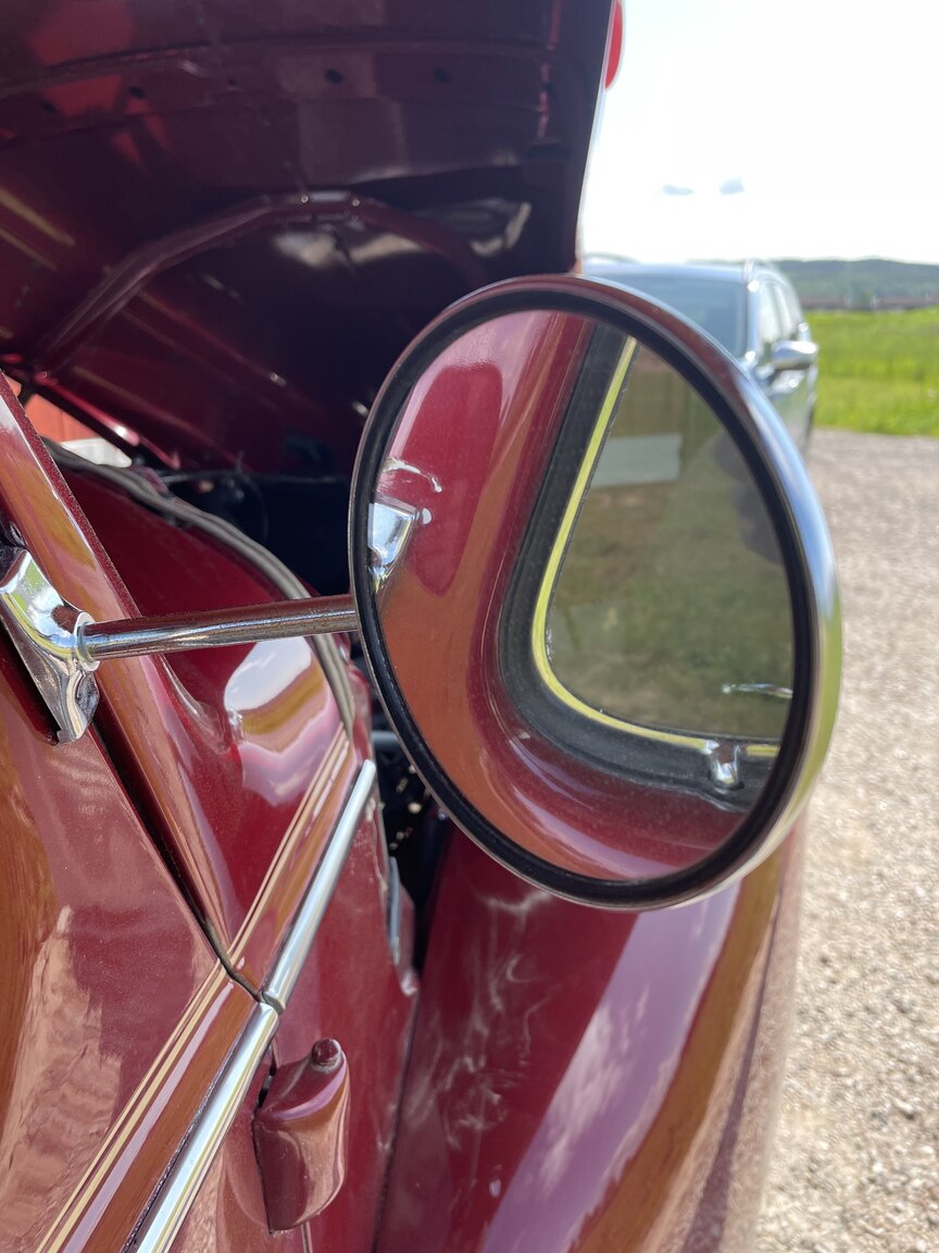 Exterior image of 1940 Hudson Modell 40 Traveller Brougham 