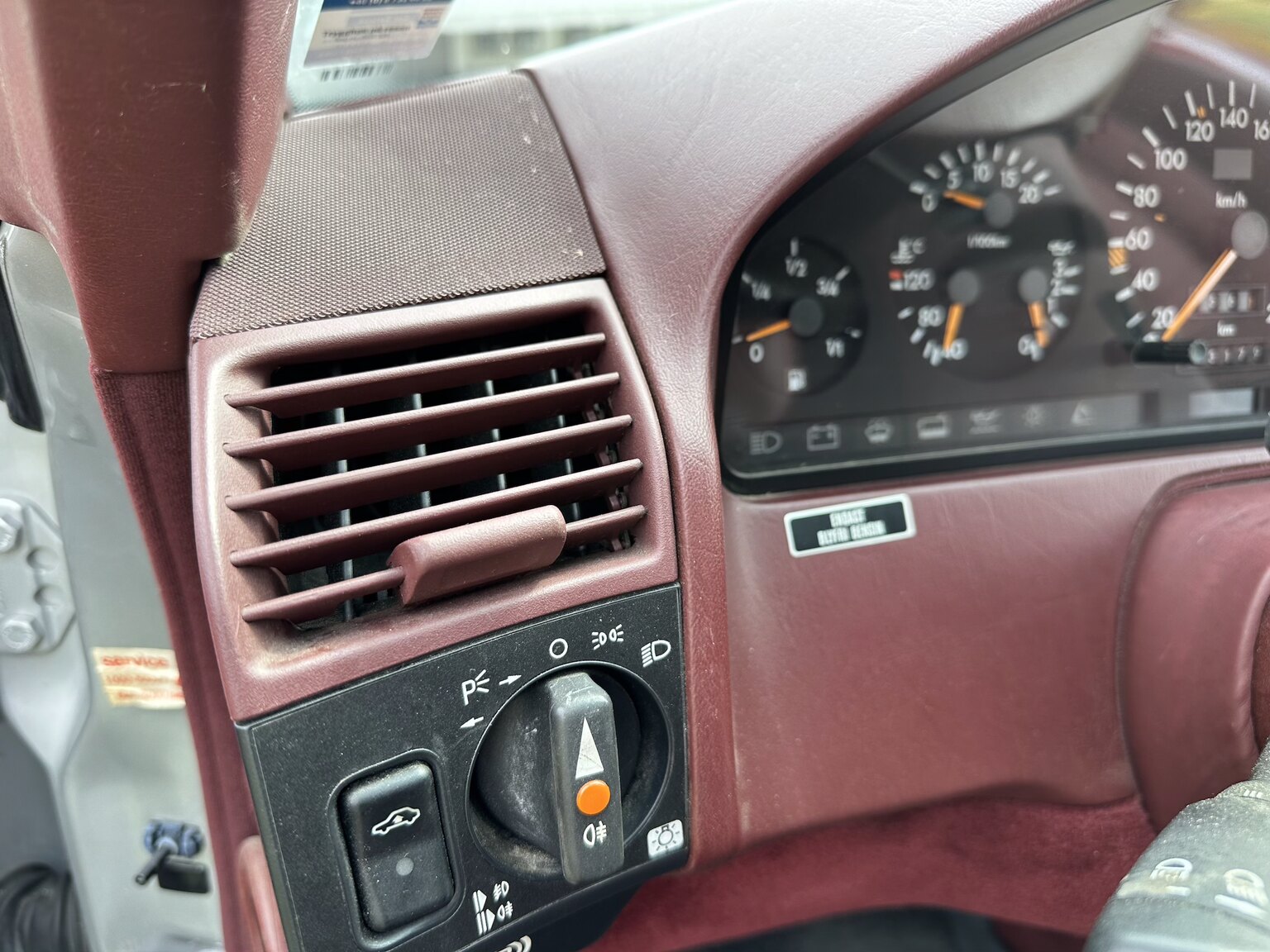 Interiörbild 1992 Mercedes-Benz SL 500 (30)