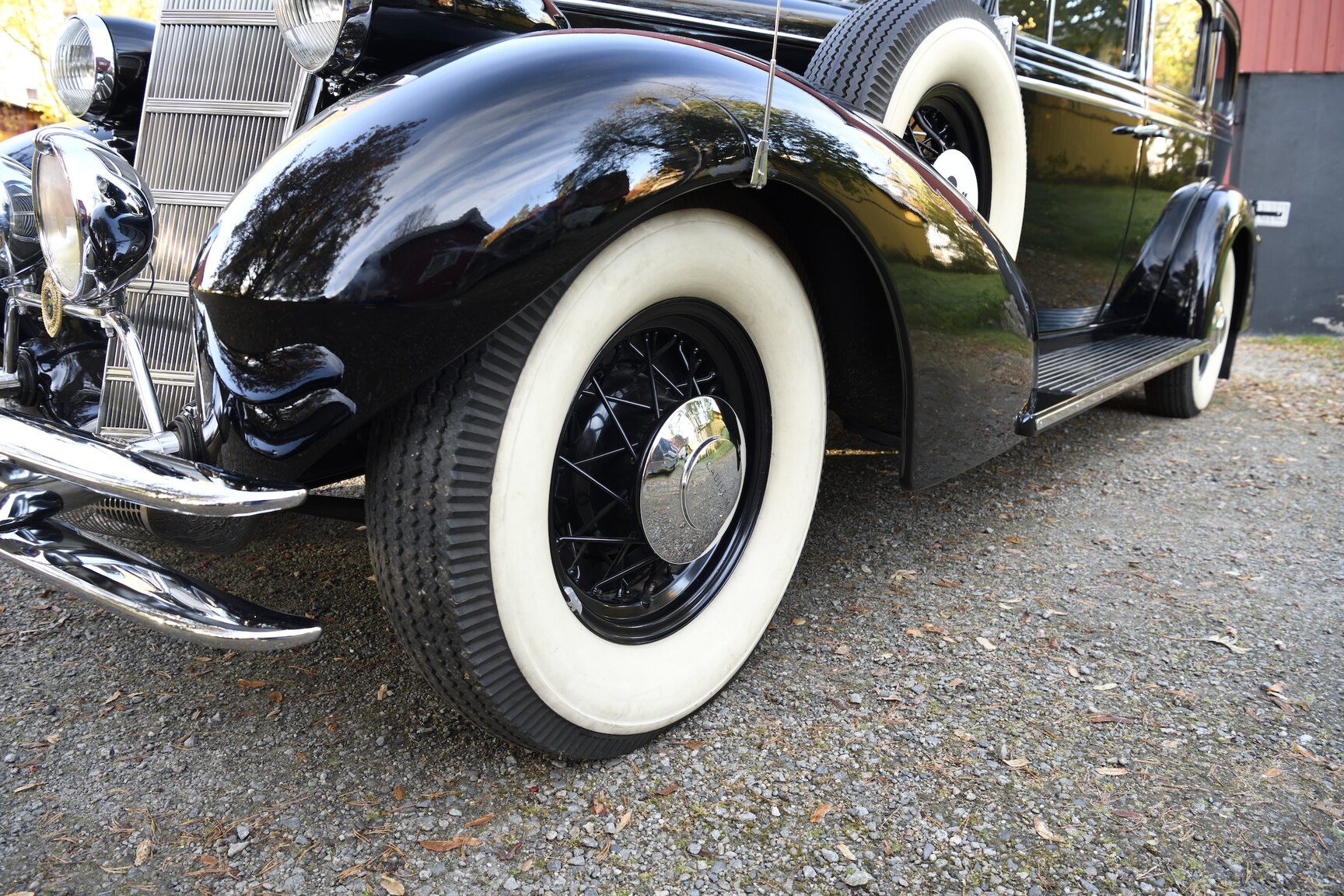 Exteriörbild på 1934 CADILLAC 355 D IMPERIAL 