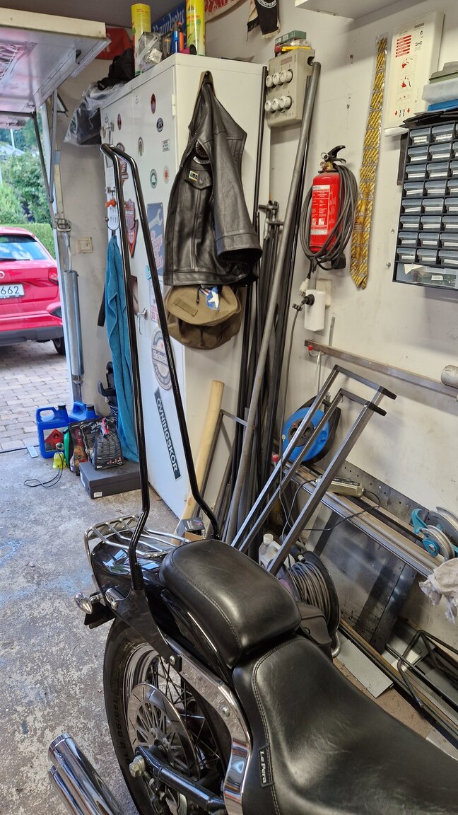 Exterior image of 2000 Harley-Davidson Softail Standard 1.4 Twin Cam 88B