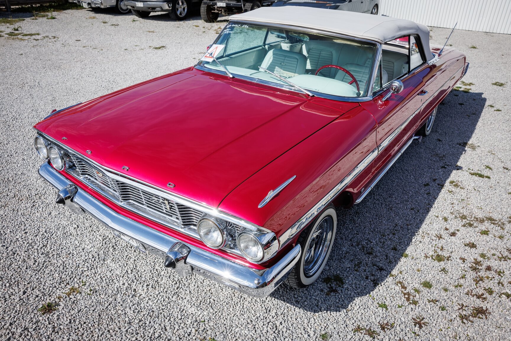 Exteriörbild på 1964 Ford Galaxie 500