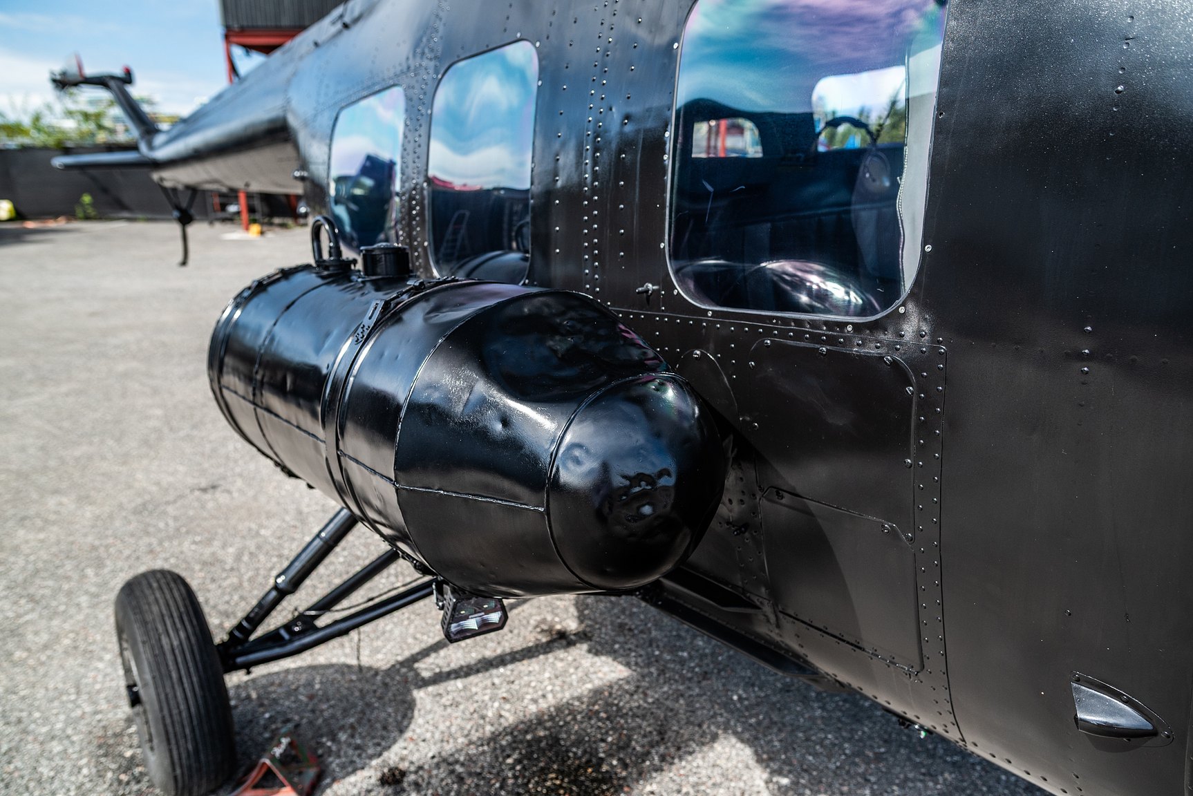 Aussenfoto 1974 MIL Mi-2