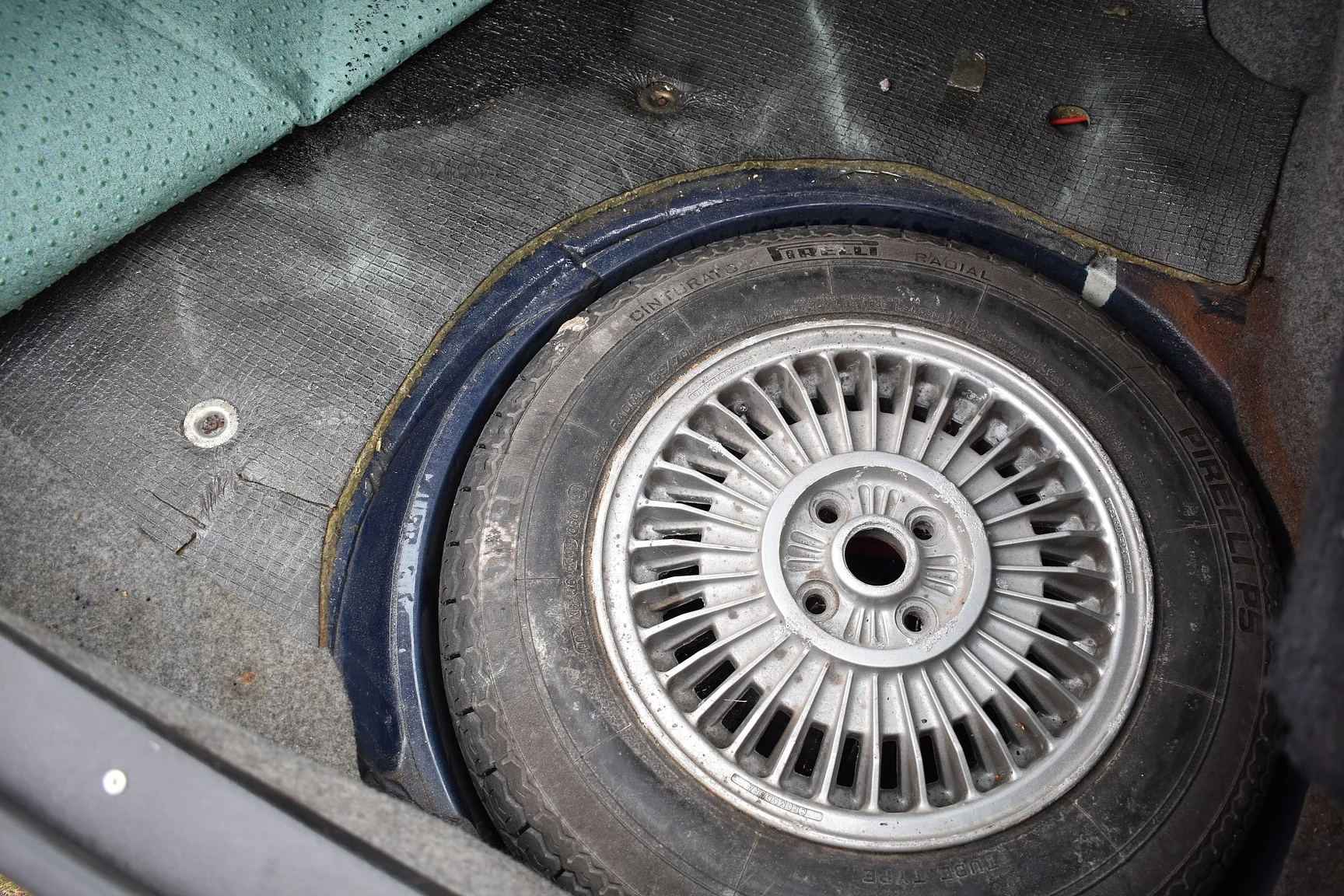 Innenraumfoto von 1981 Alfa Romeo Alfetta GTV (40)