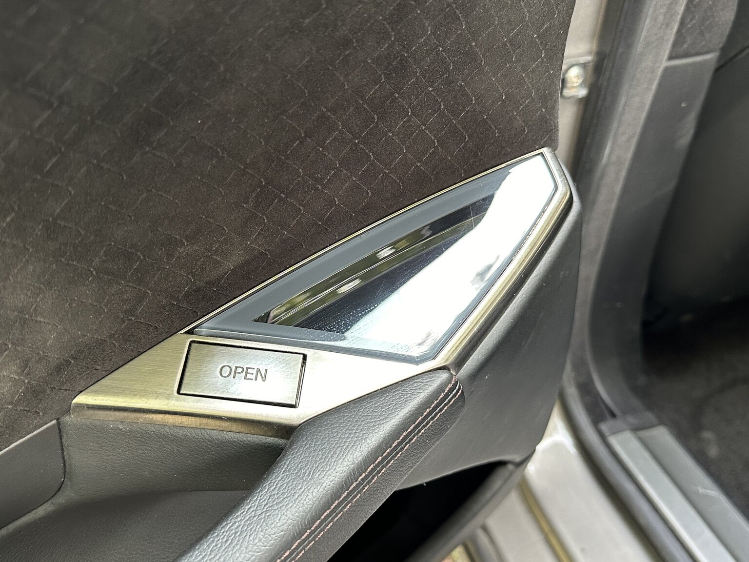 Interior image of 2012  Fisker Karma