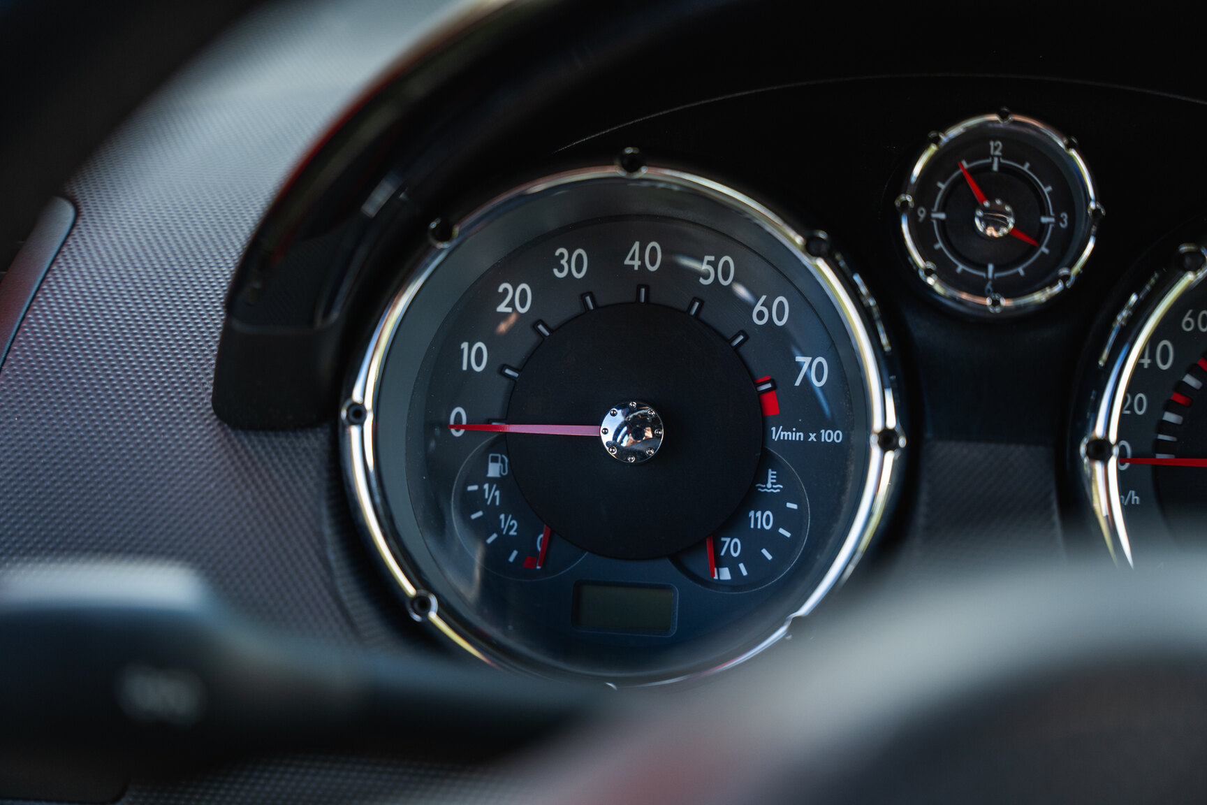 Interior image of 2001 VW Lupo GTI