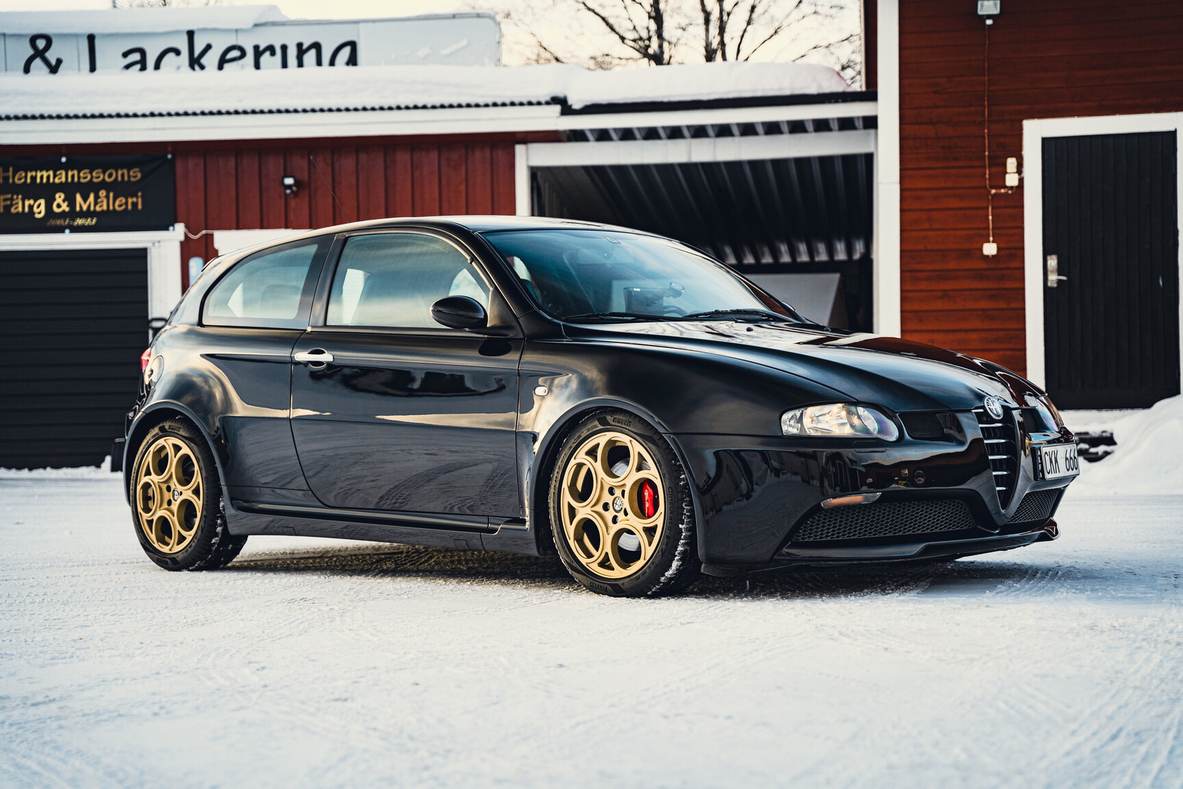 Exteriörbild på 2003 Alfa Romeo 147 GTA