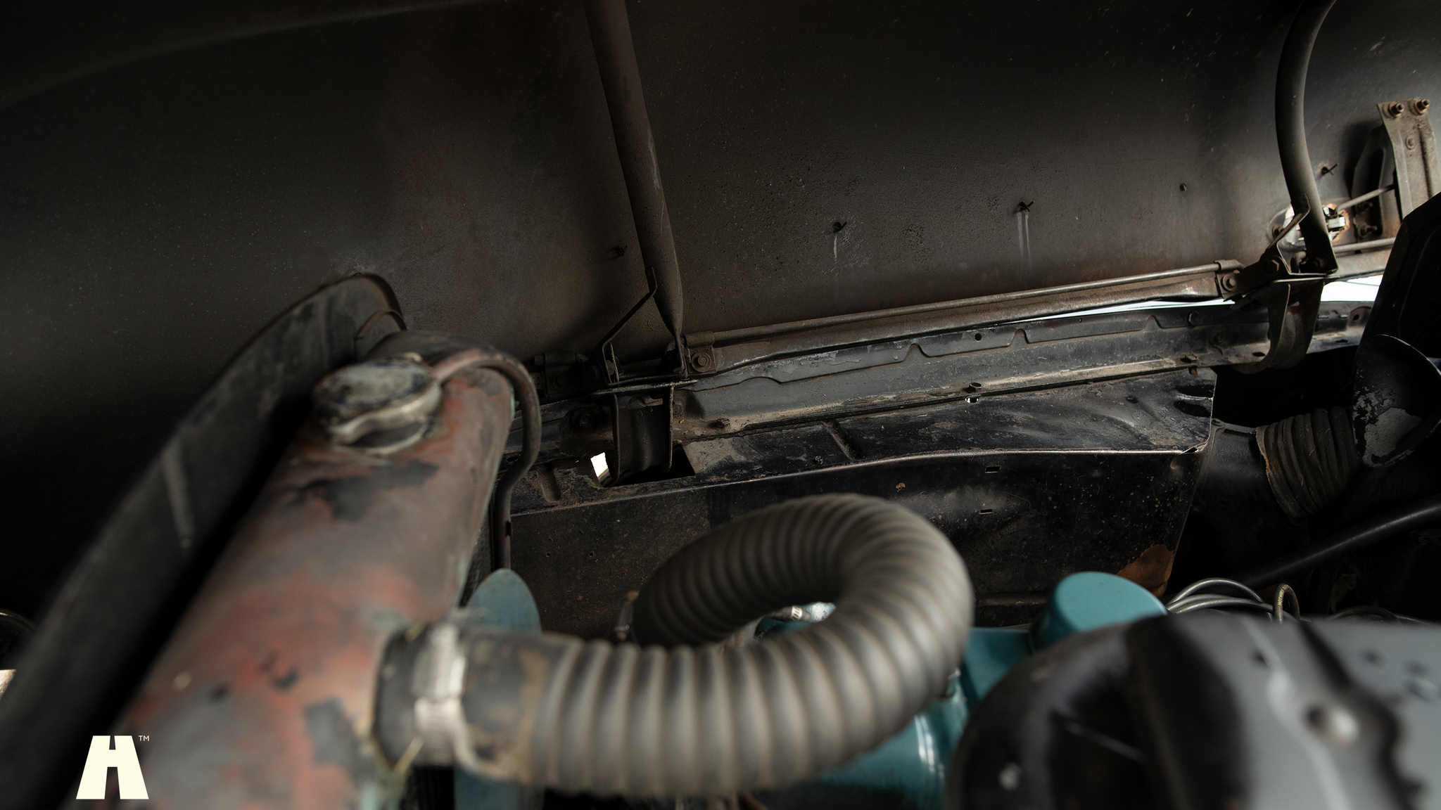 Image of 1949 Buick Super Eight (36) mechanics