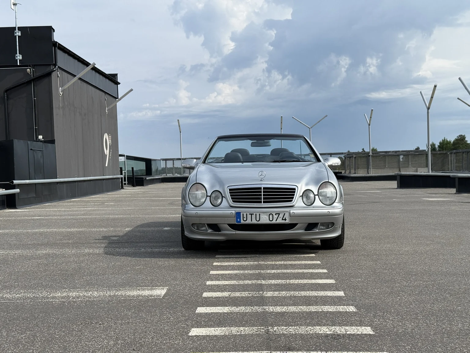 Aussenfoto 2001 MERCEDES-BENZ CLK 230 Kompressor Cabriolet (2)