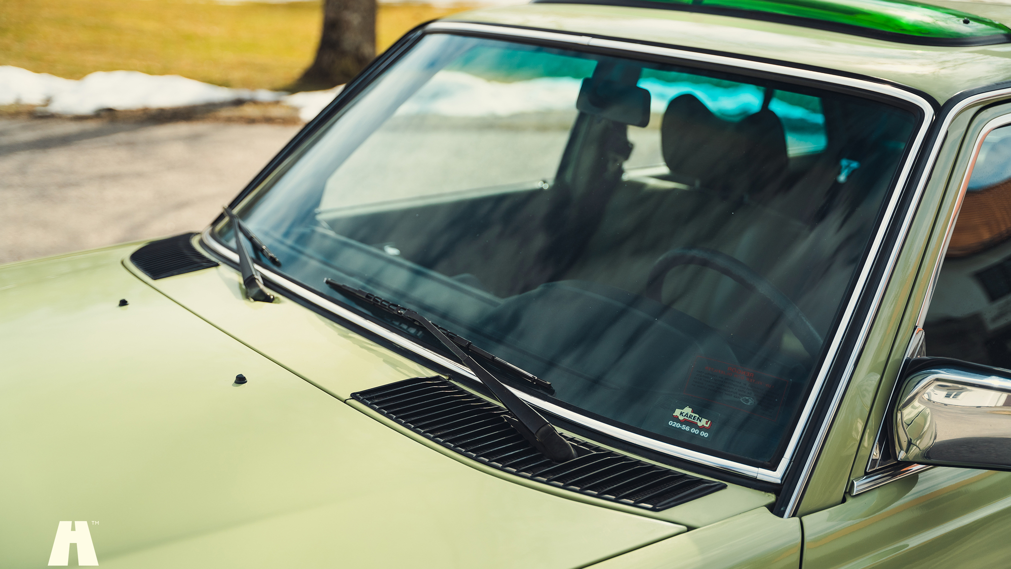 Exterior image of 1979 Mercedes Benz 230