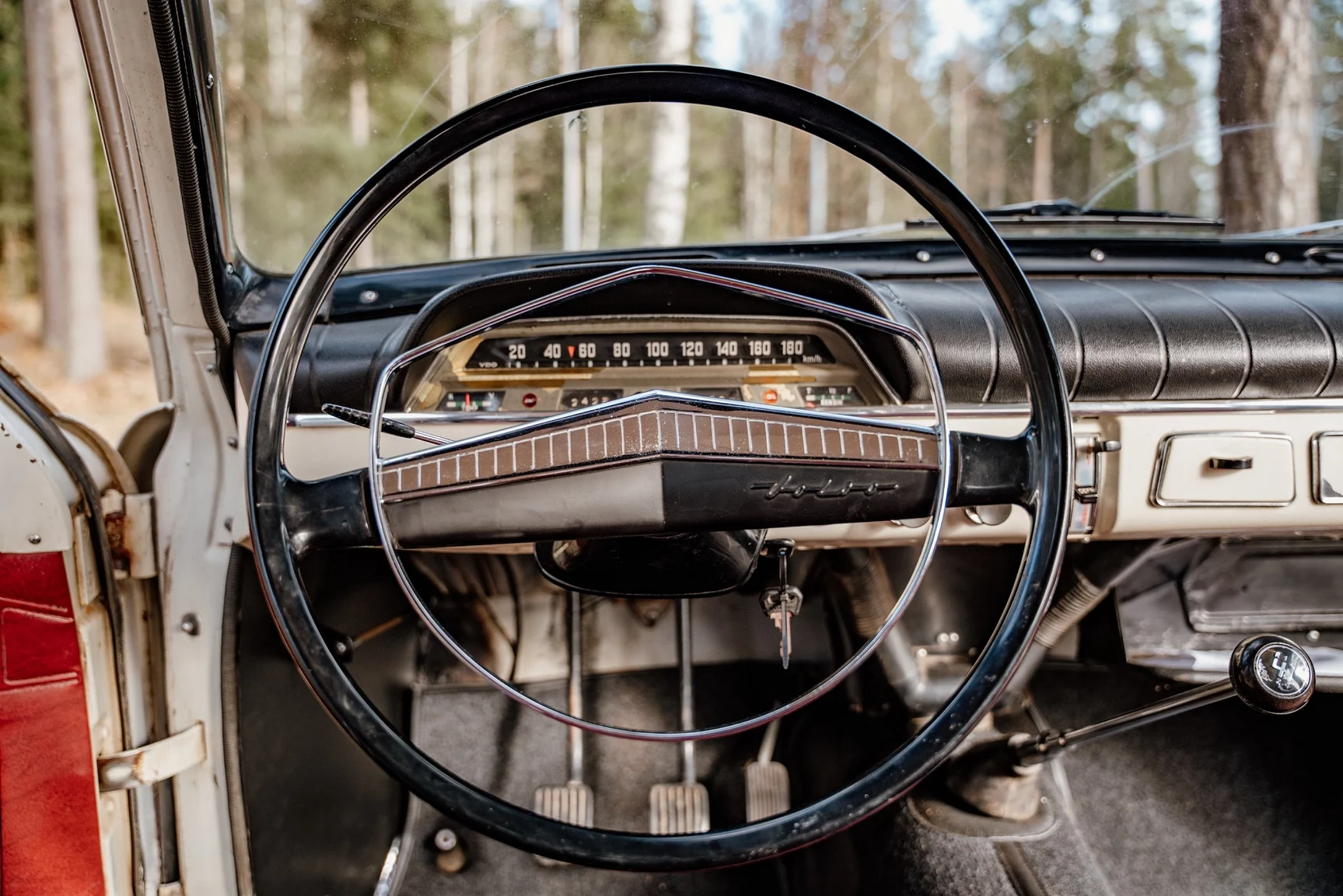 Interior image of 1966 Volvo Amazon kombi (13)