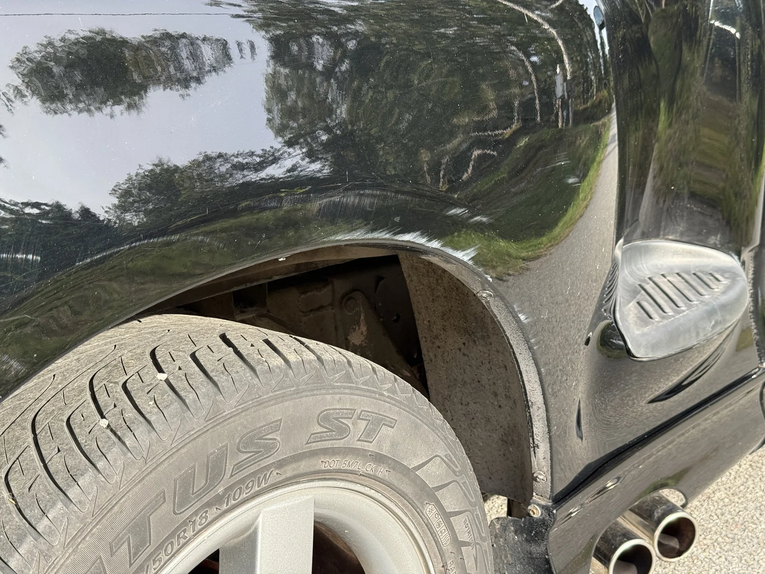 Exterior image of 2002 Ford F-150 SVT Lightning (51)